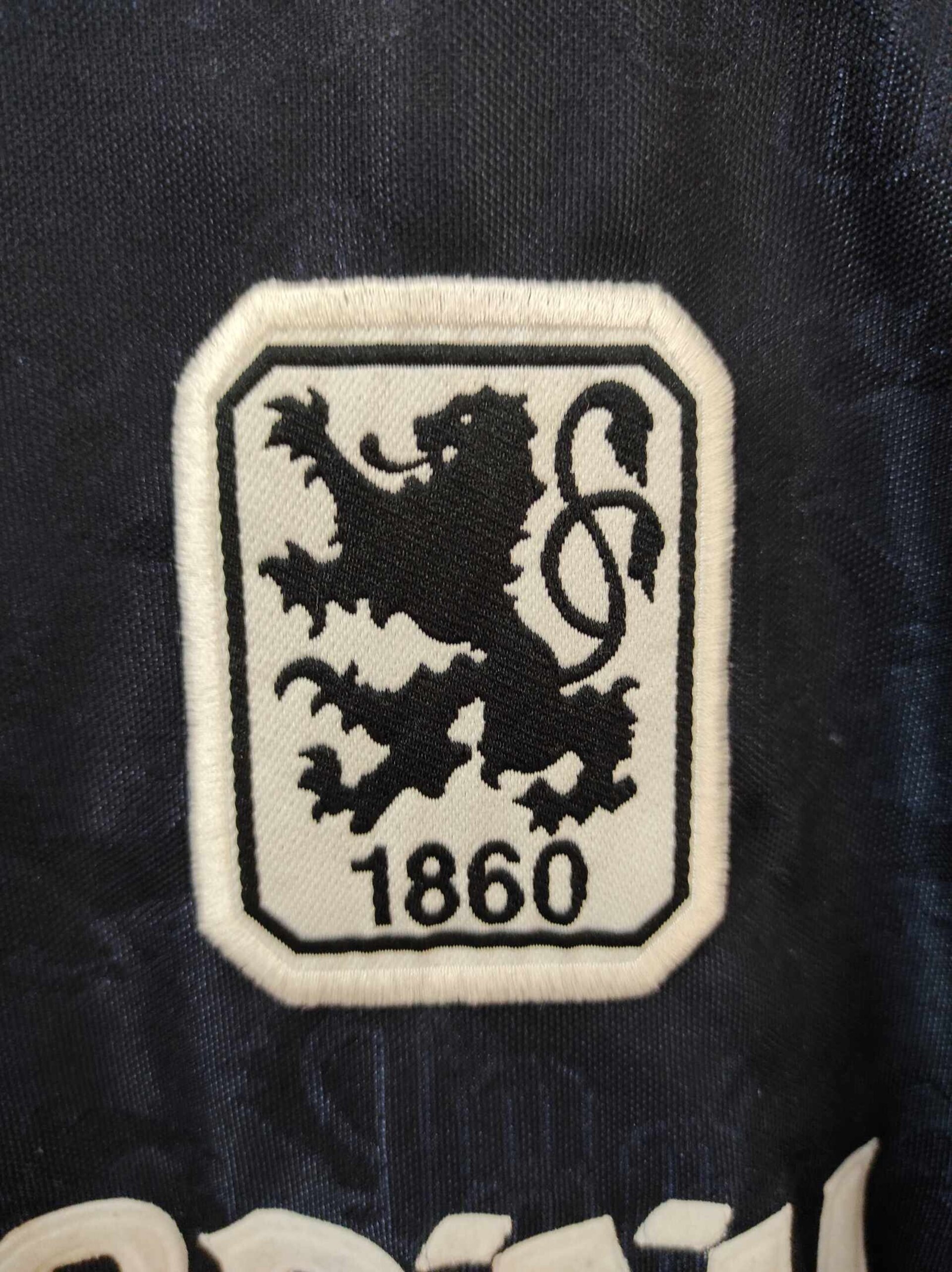 1860 MUNICH 1996-1997 away L - 7