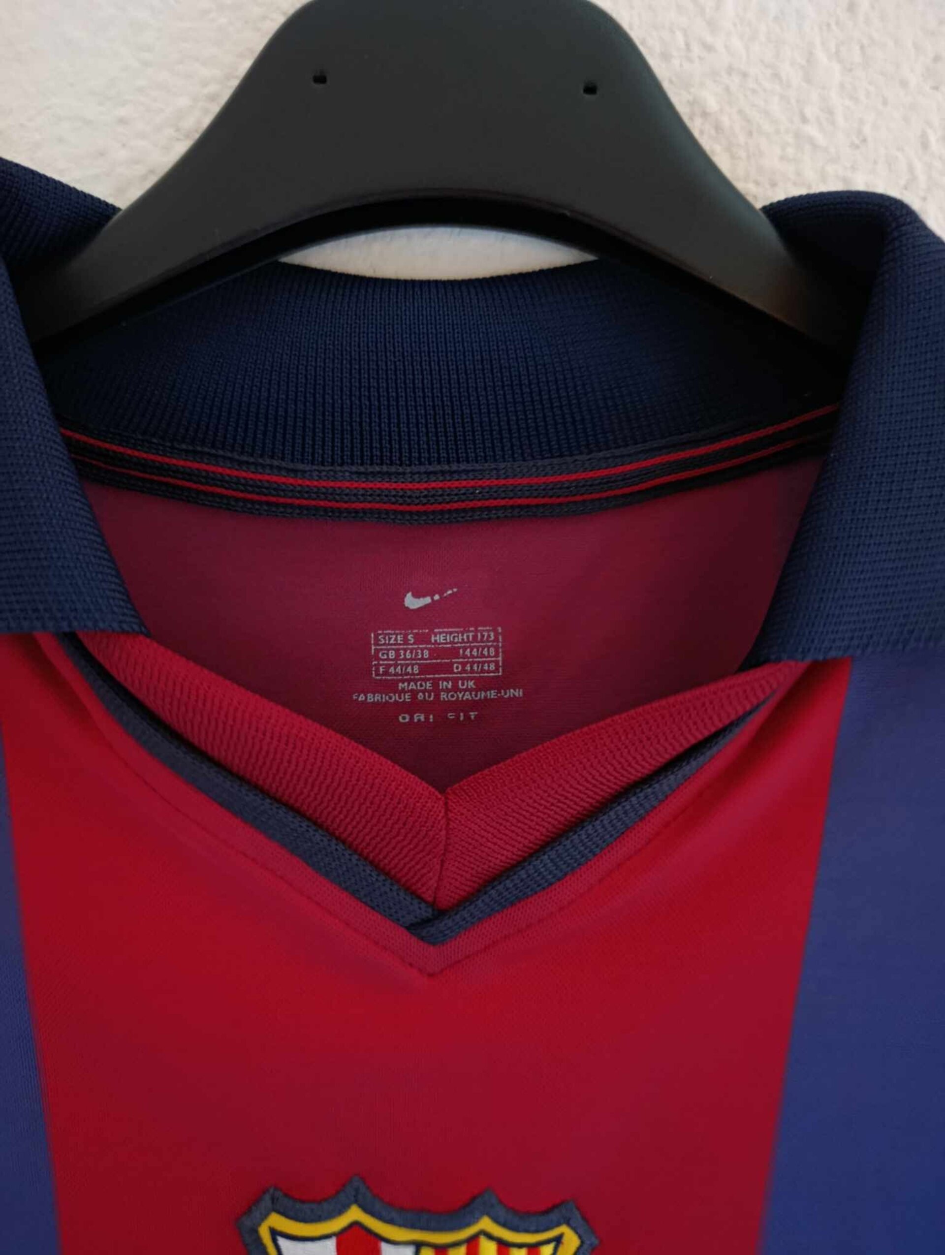 FC BARCELONA 2000-2001 number 9 S - 3