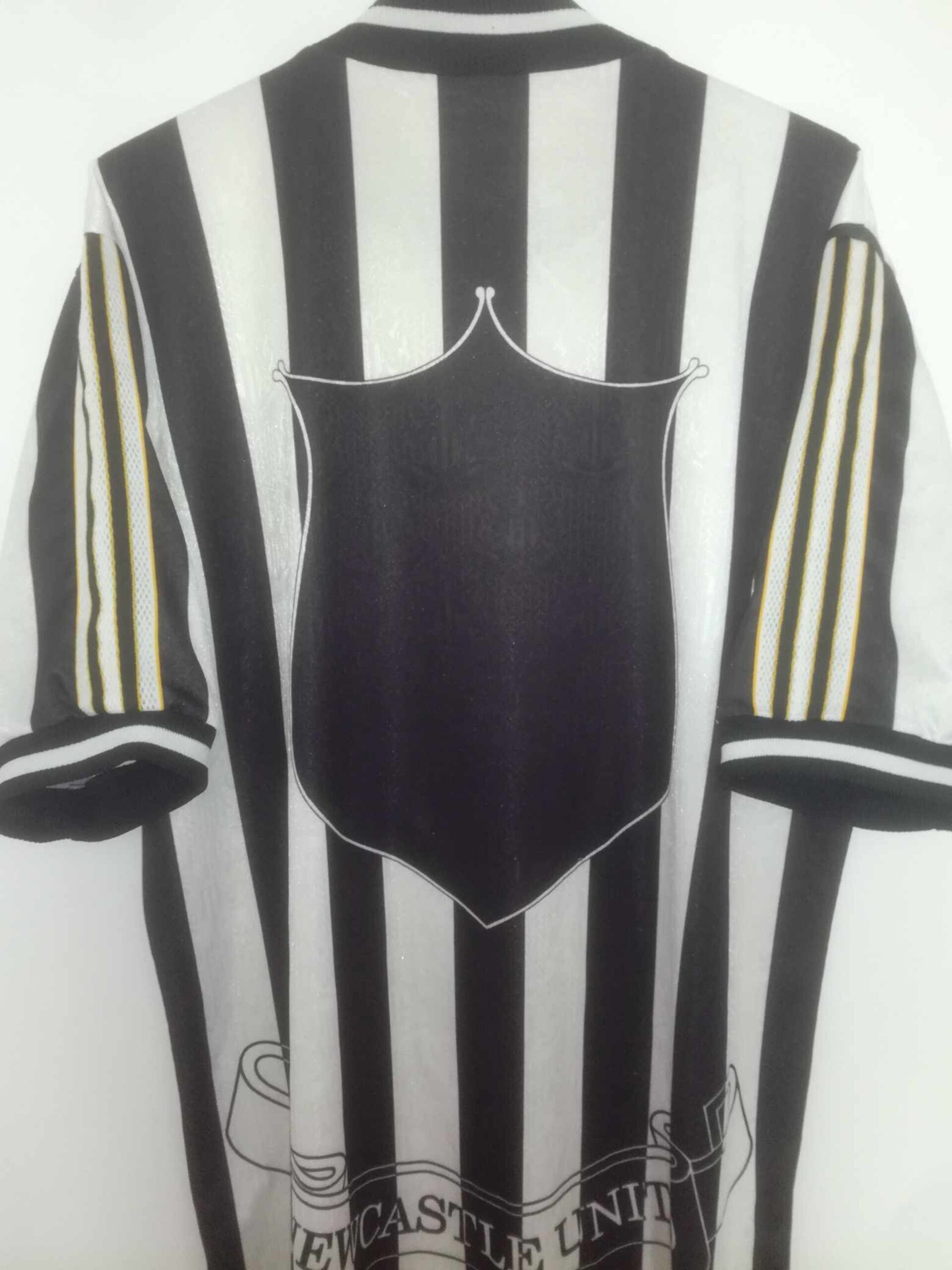 NEWCASTLE UNITED 1997-1998 L - 5