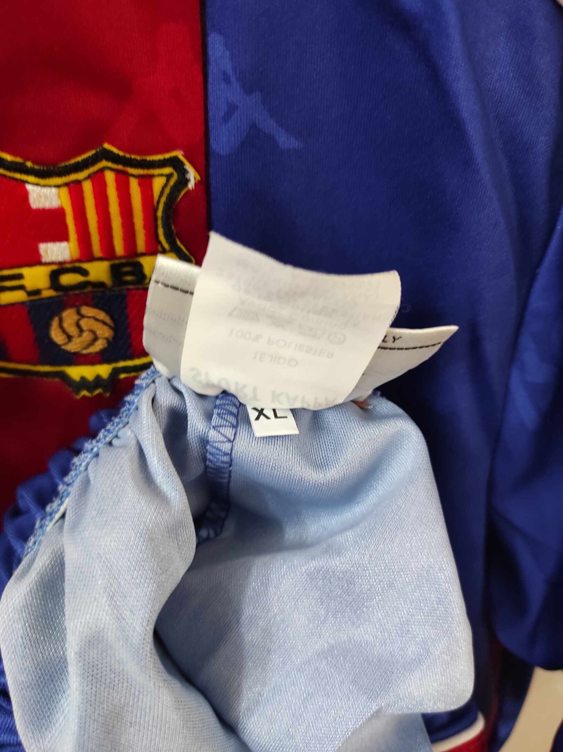 FC BARCELONA 1993-1994 BNWT + short M - 5