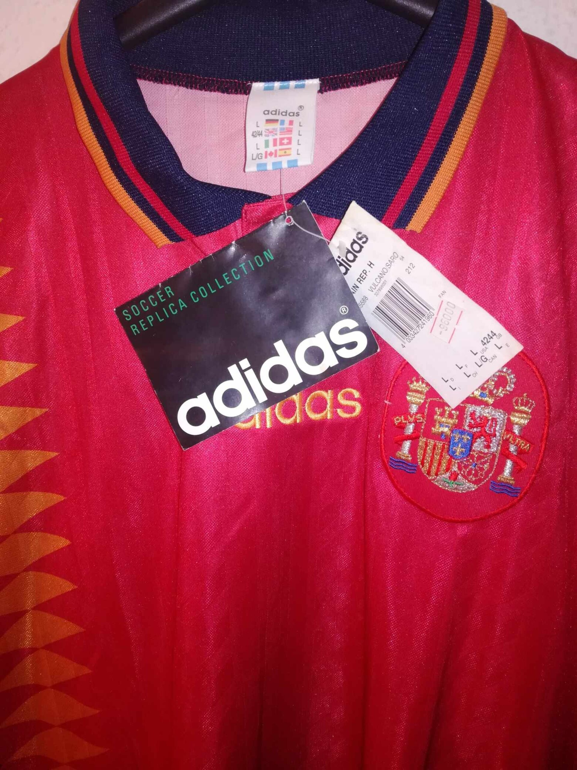 SPAIN 1994 World Cup BNWT L - 2