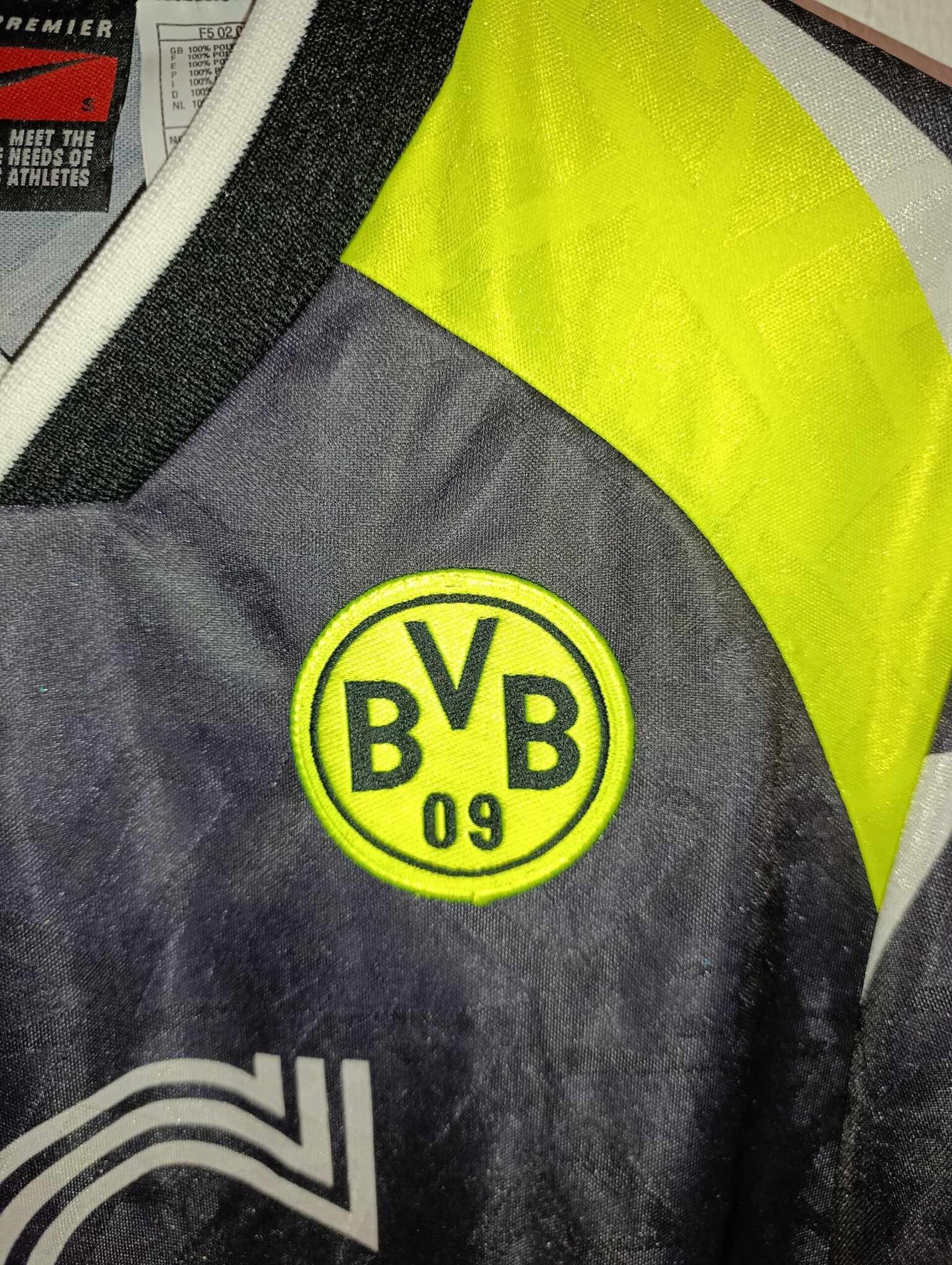 BORUSSIA DORTMUND 1995-1996 away S - 4