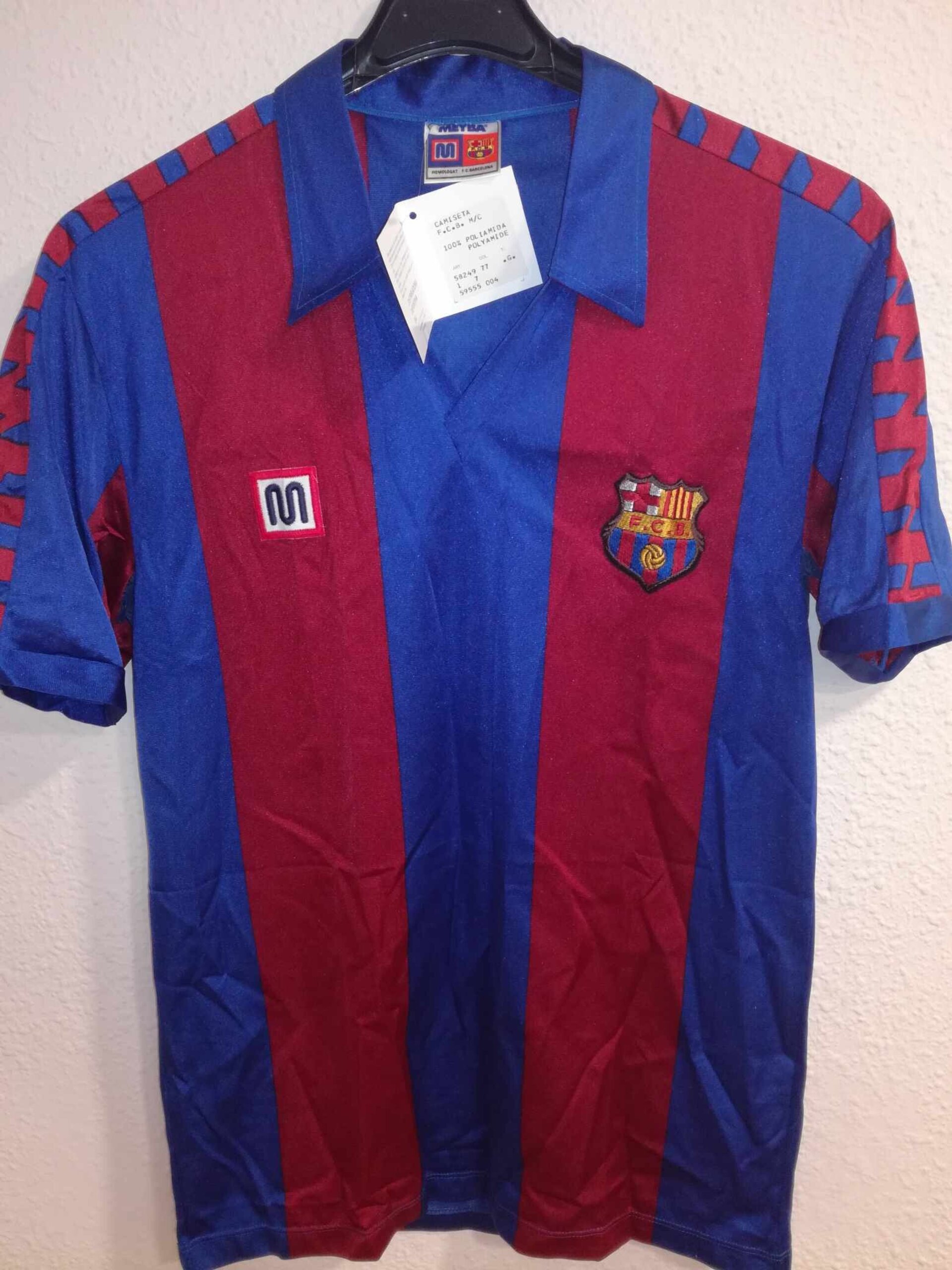 FC BARCELONA 1981-1982 BNWT Meyba G - 1