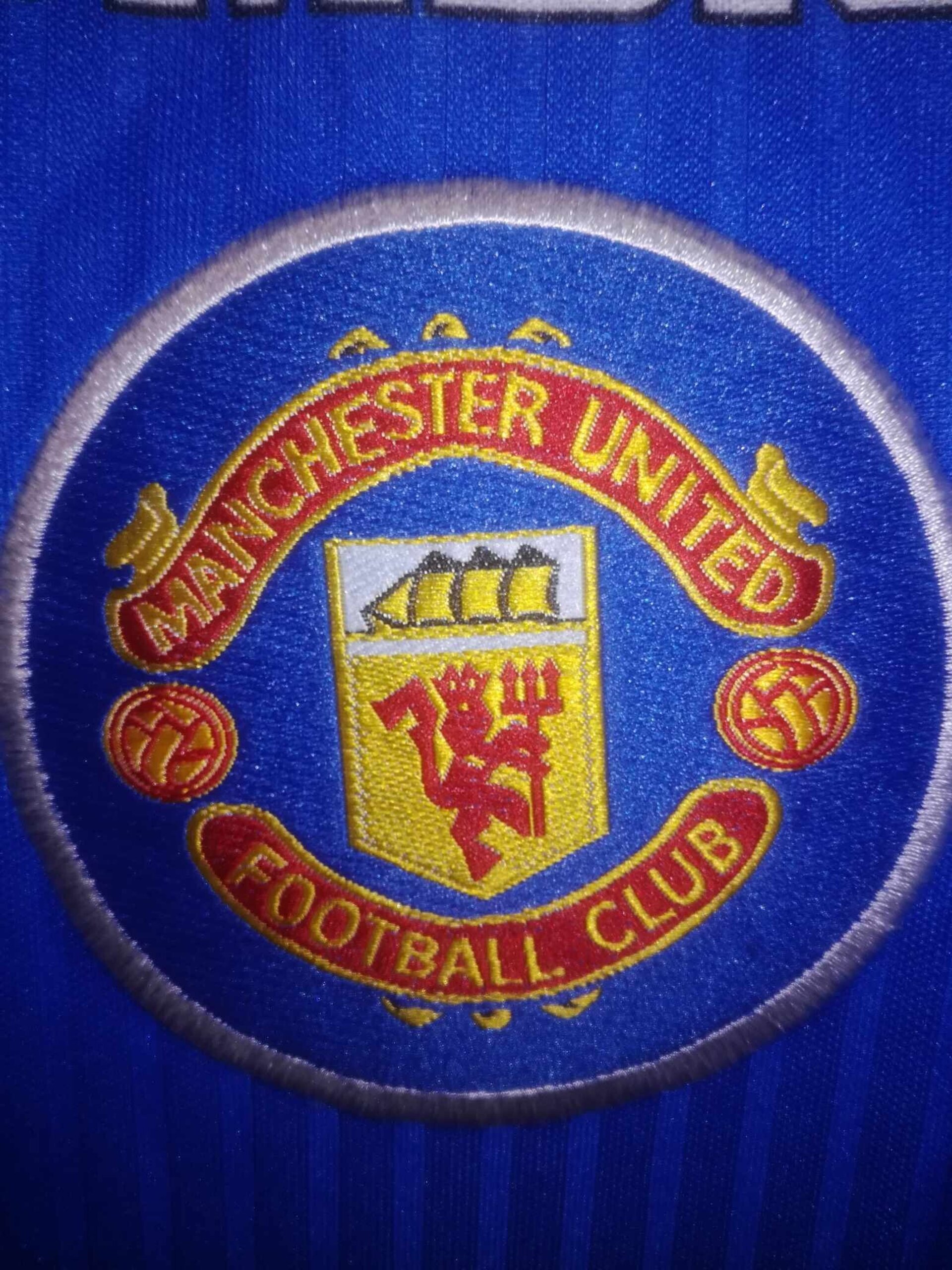MANCHESTER UNITED 1996-1998 away M - 5