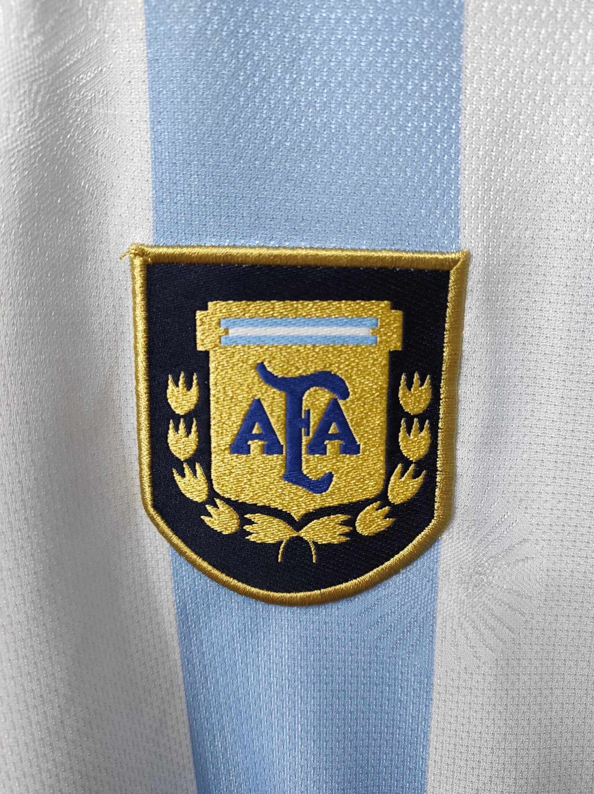 ARGENTINA 1999-2000 M - 5
