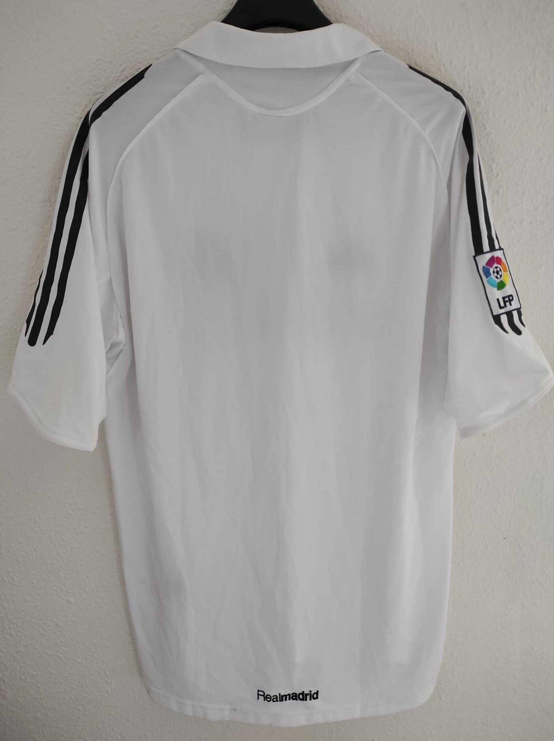 REAL MADRID 2005-2006 BNWT M - 6