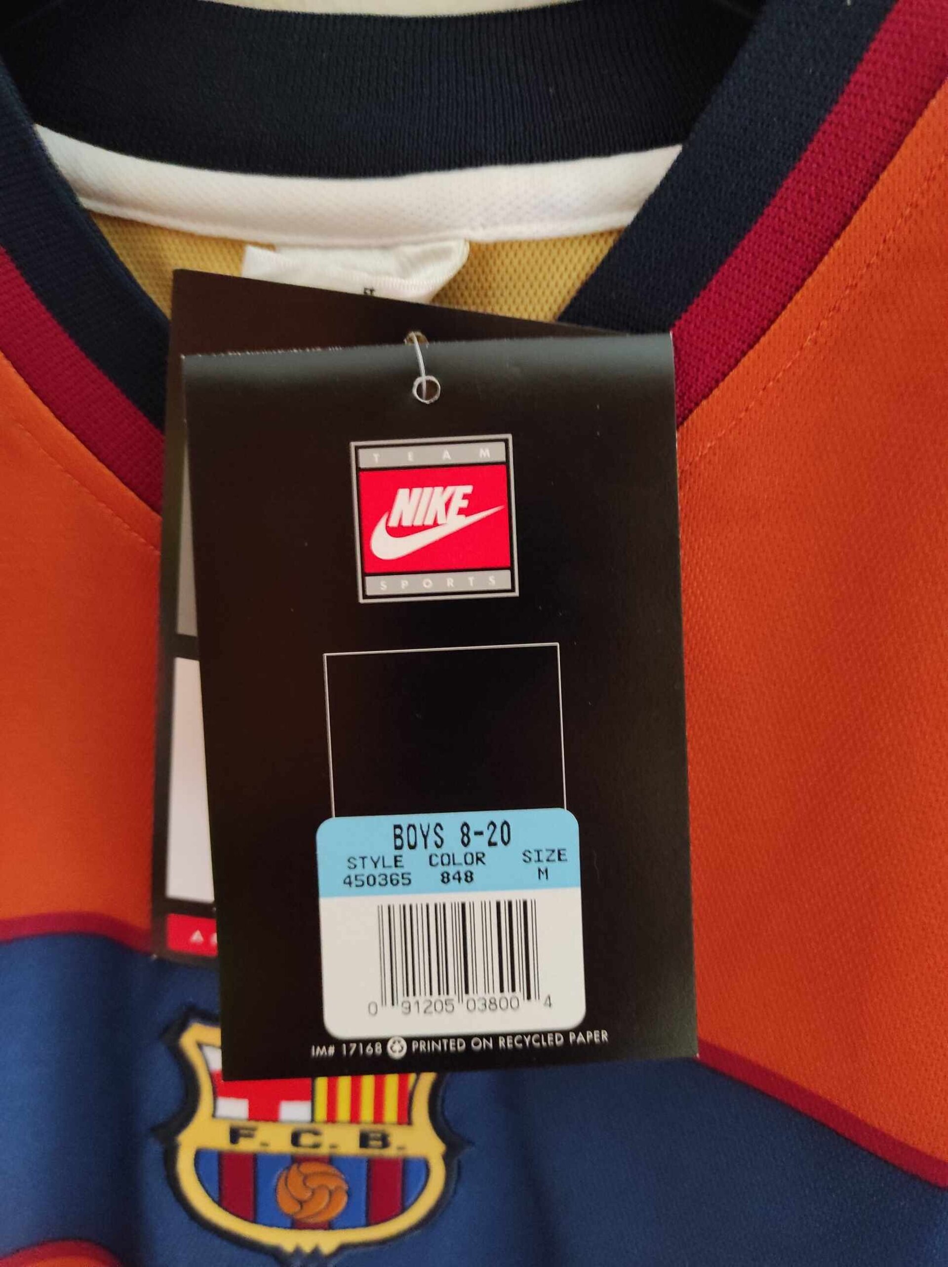 FC BARCELONA 1998-1999 away BNWT M Kids - 4