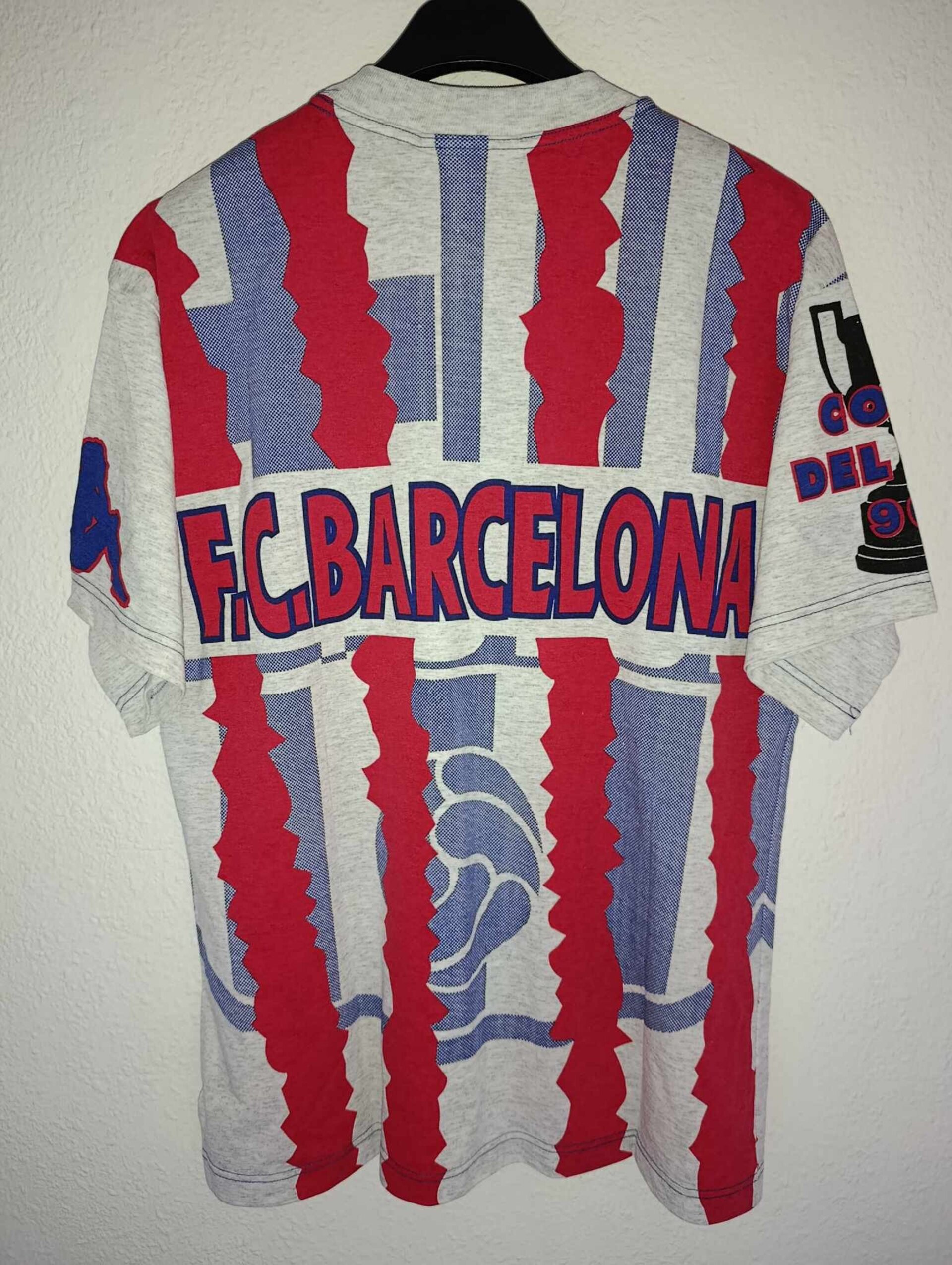 FC BARCELONA 1996-1997 BNWT Copa del Rey M - 6