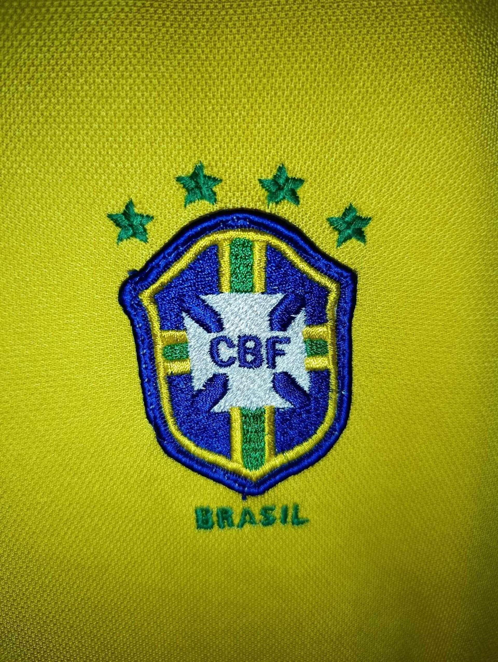 BRAZIL 1998 World Cup Giovanni 7 L - 4
