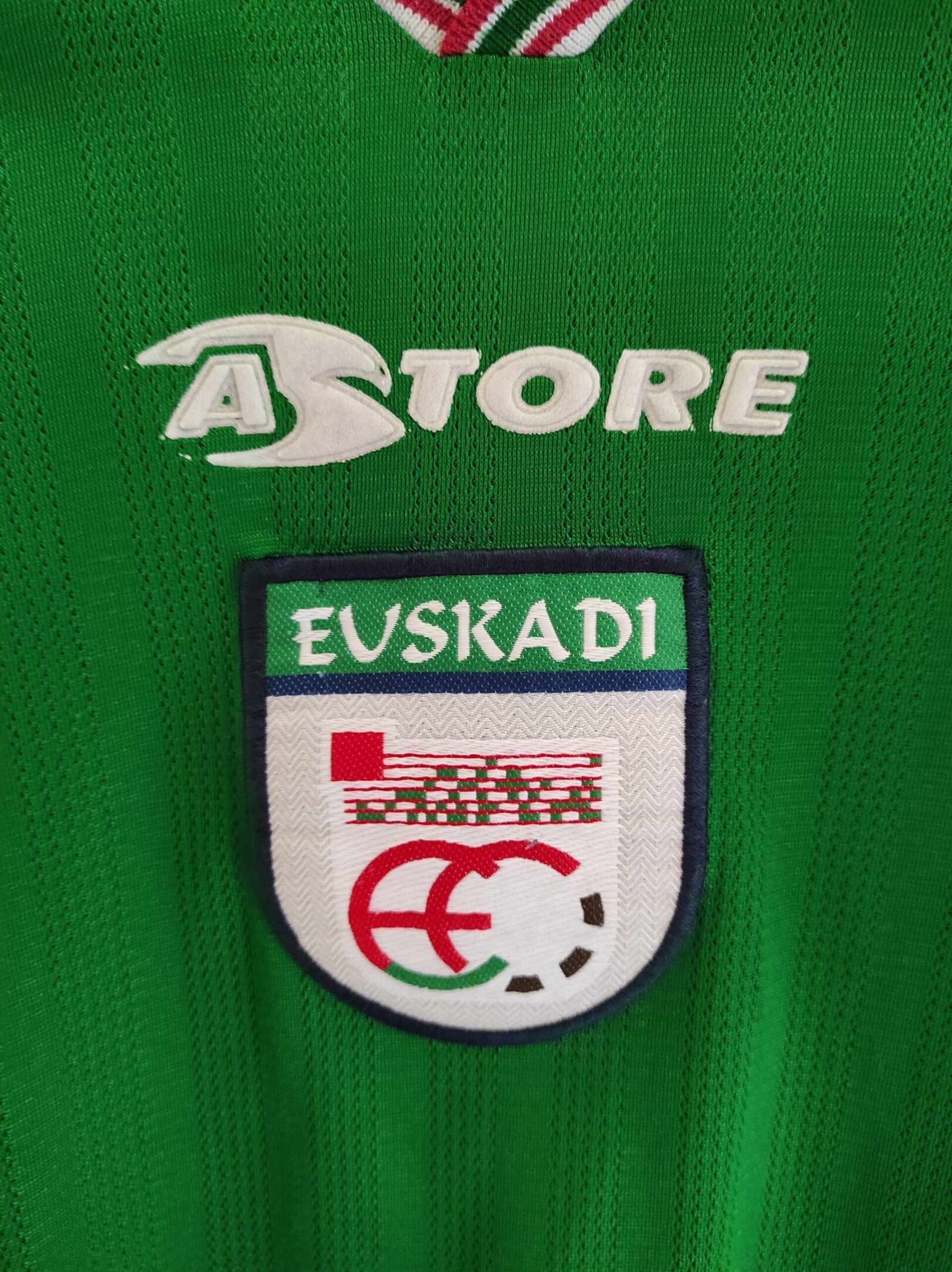 EUSKADI 1998 L - 4