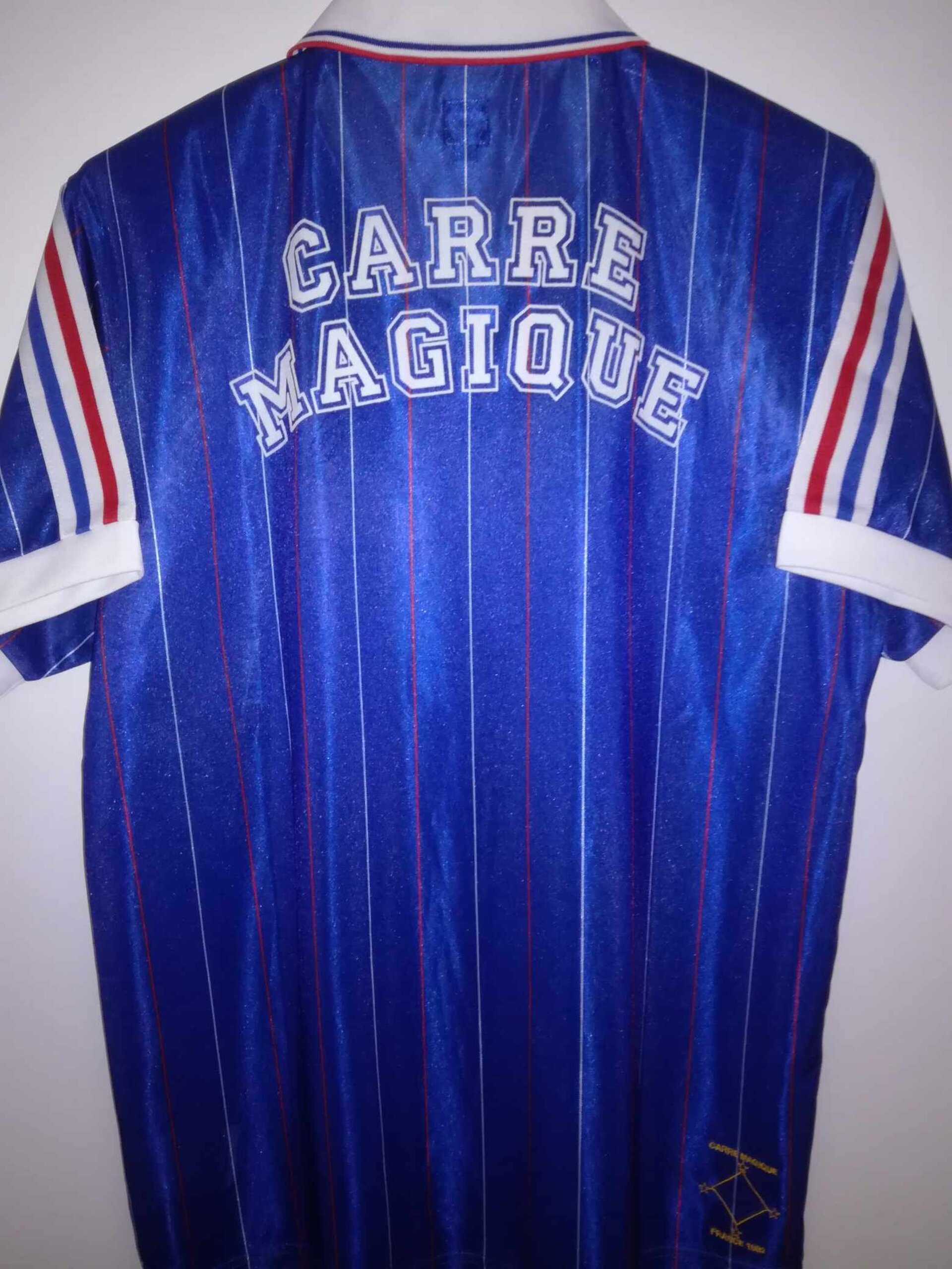 FRANCE Adidas Originals Carre Magique M - 8