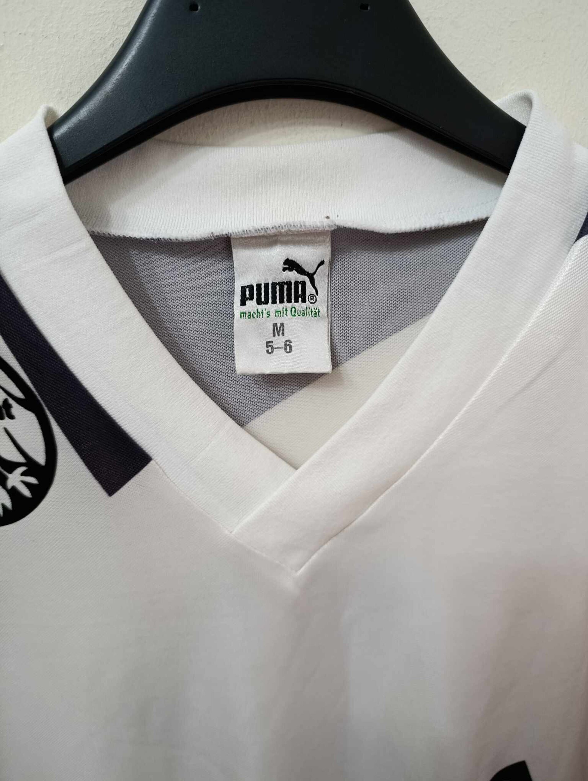 EINTRACHT FRANKFURT 1990-1991 Match Worn number 2 M - 4