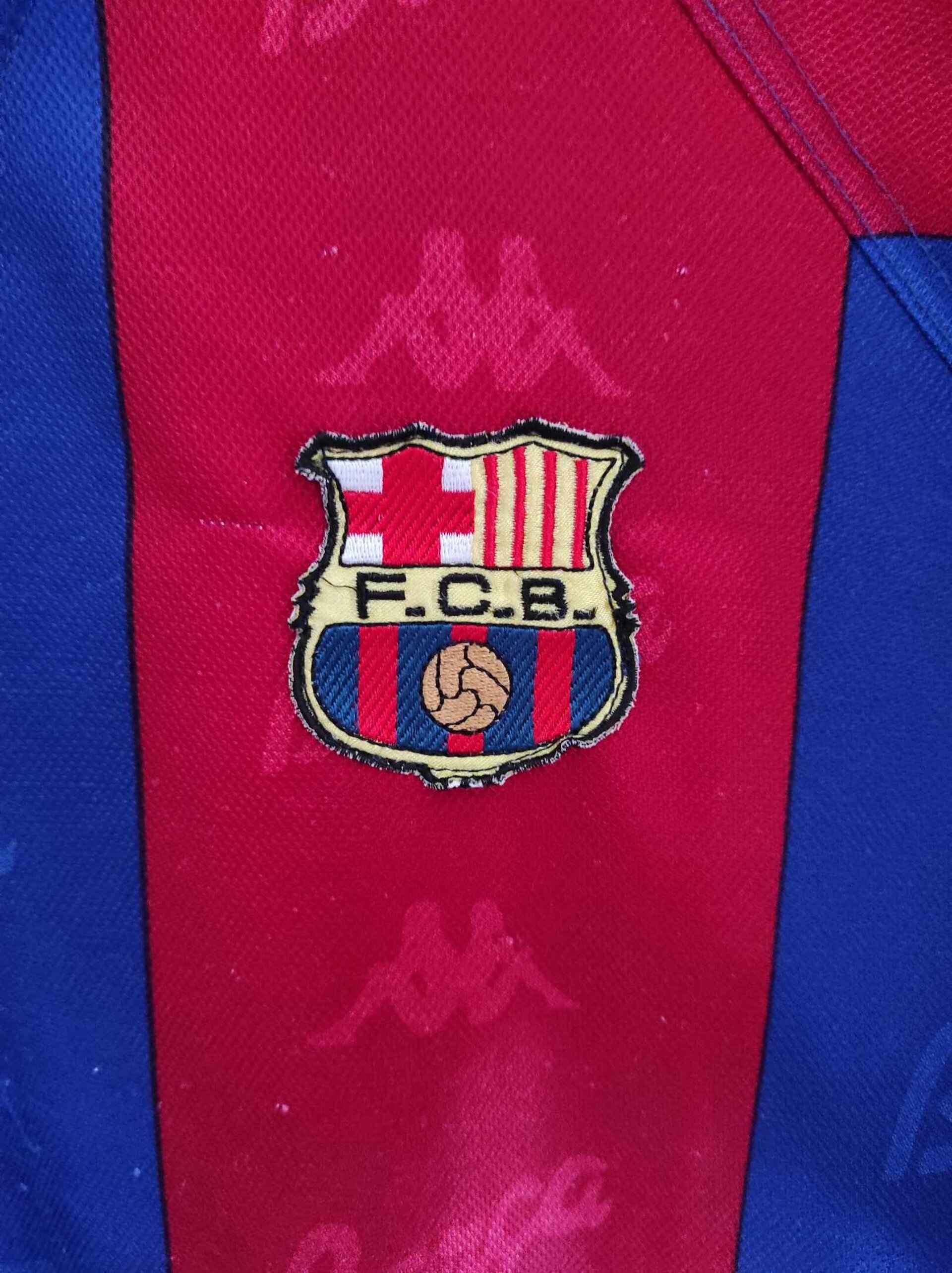 FC BARCELONA 1995-1996 number 8 L - 5