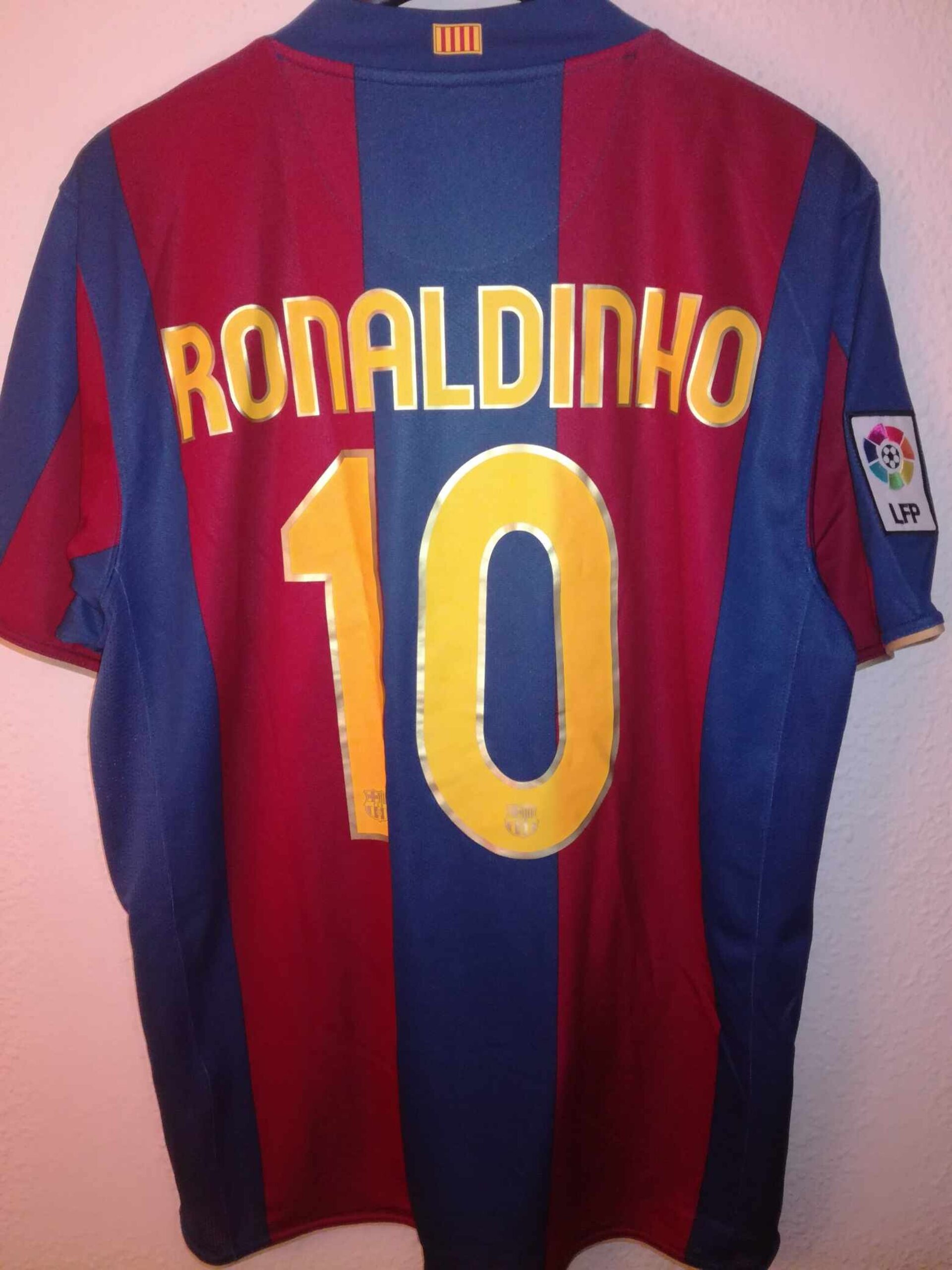 FC BARCELONA 2007-2008 Ronaldinho 10 L - 1