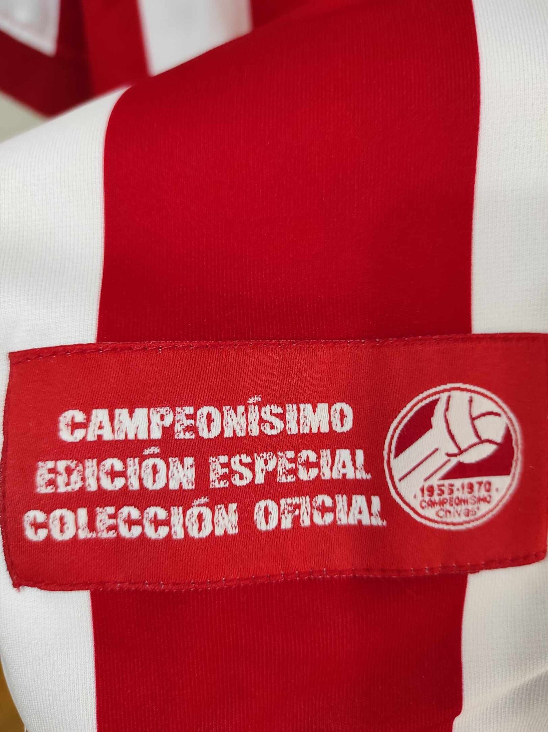 CHIVAS 2008 BNWT L - 2
