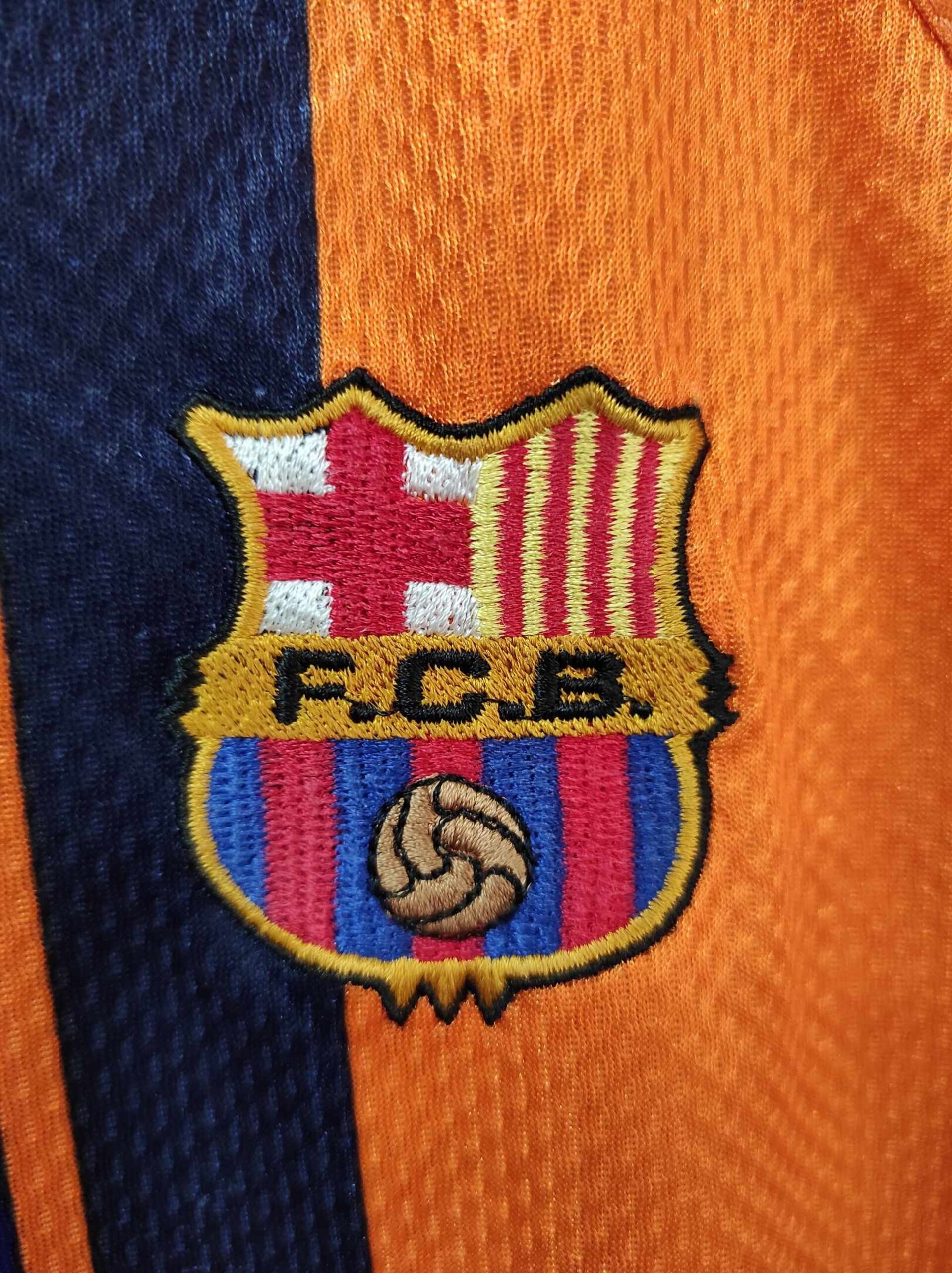 FC BARCELONA 1997-1998 away M - 6
