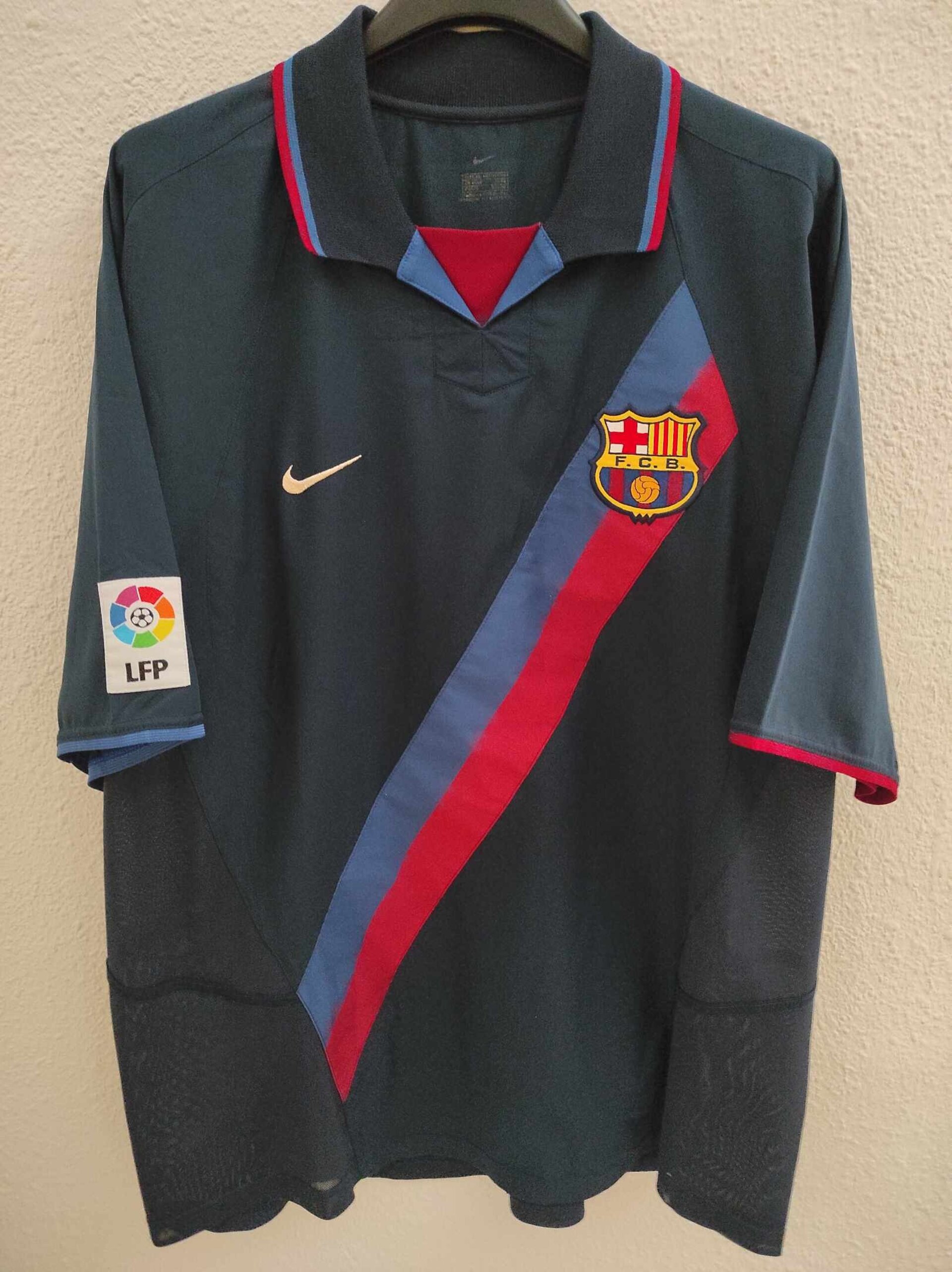 FC BARCELONA 2003 away Ronaldinho 10 XL - 2