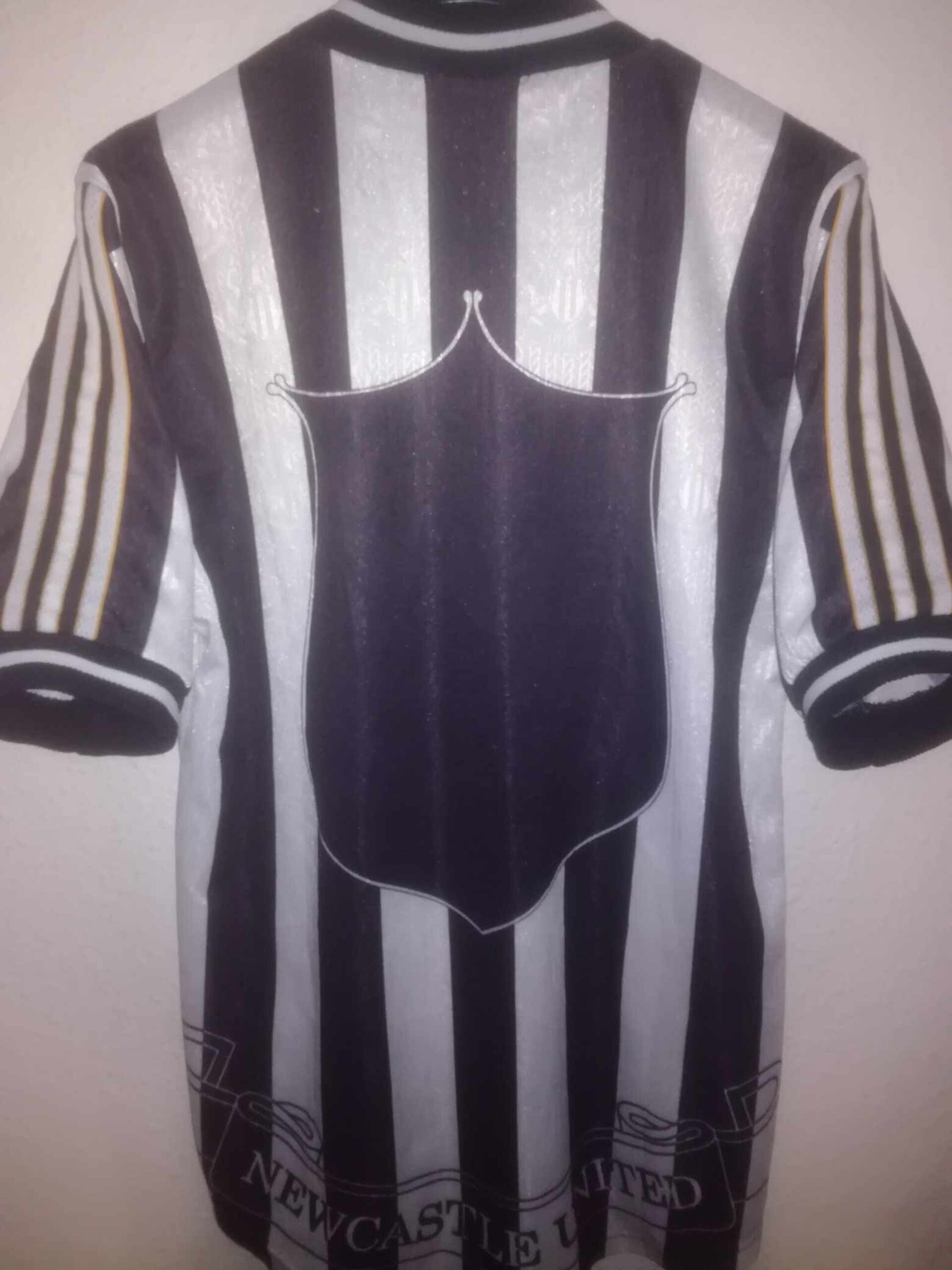 NEWCASTLE UNITED 1997-1998 S - 5
