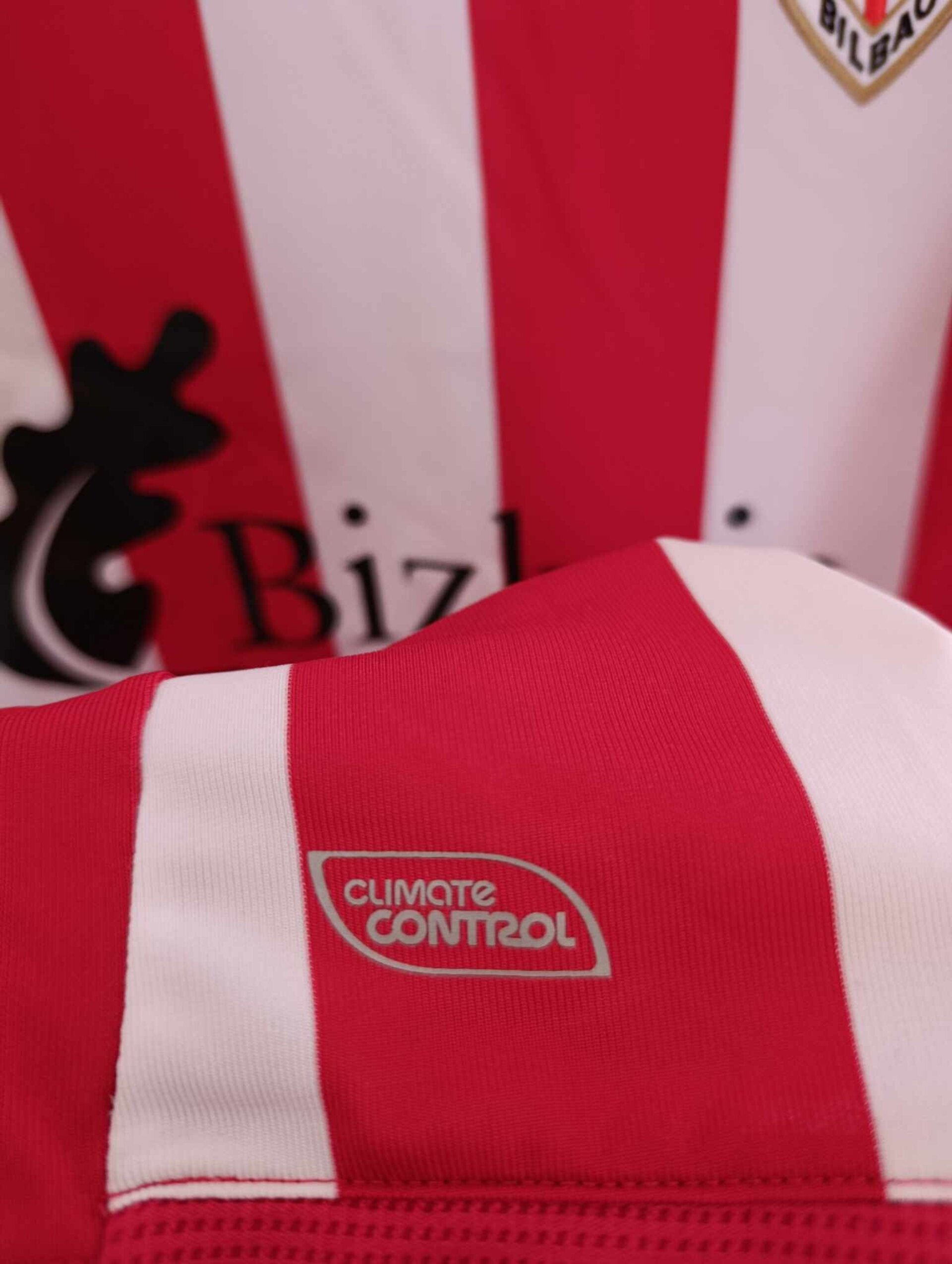 ATHLETIC CLUB BILBAO 2009-2010 number 20 M - 6