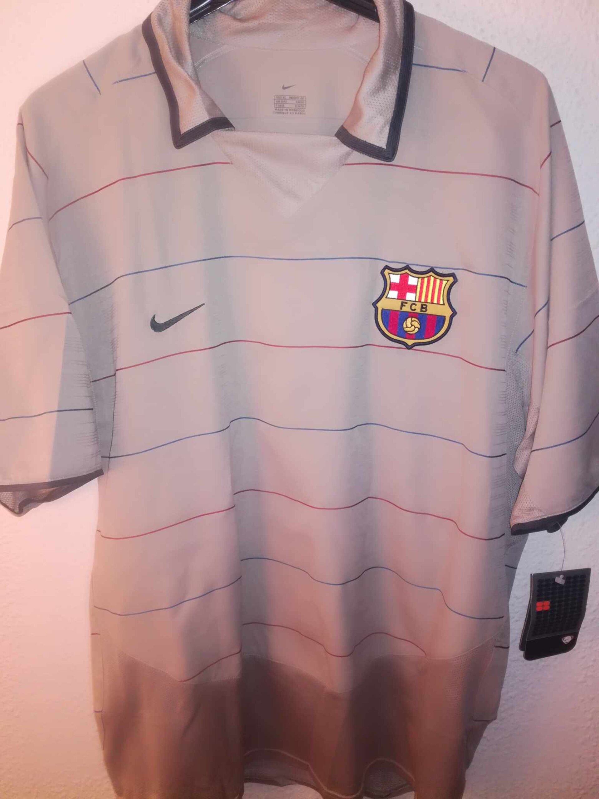 FC BARCELONA 2003-2004 BNWT away number 4 XL - 1