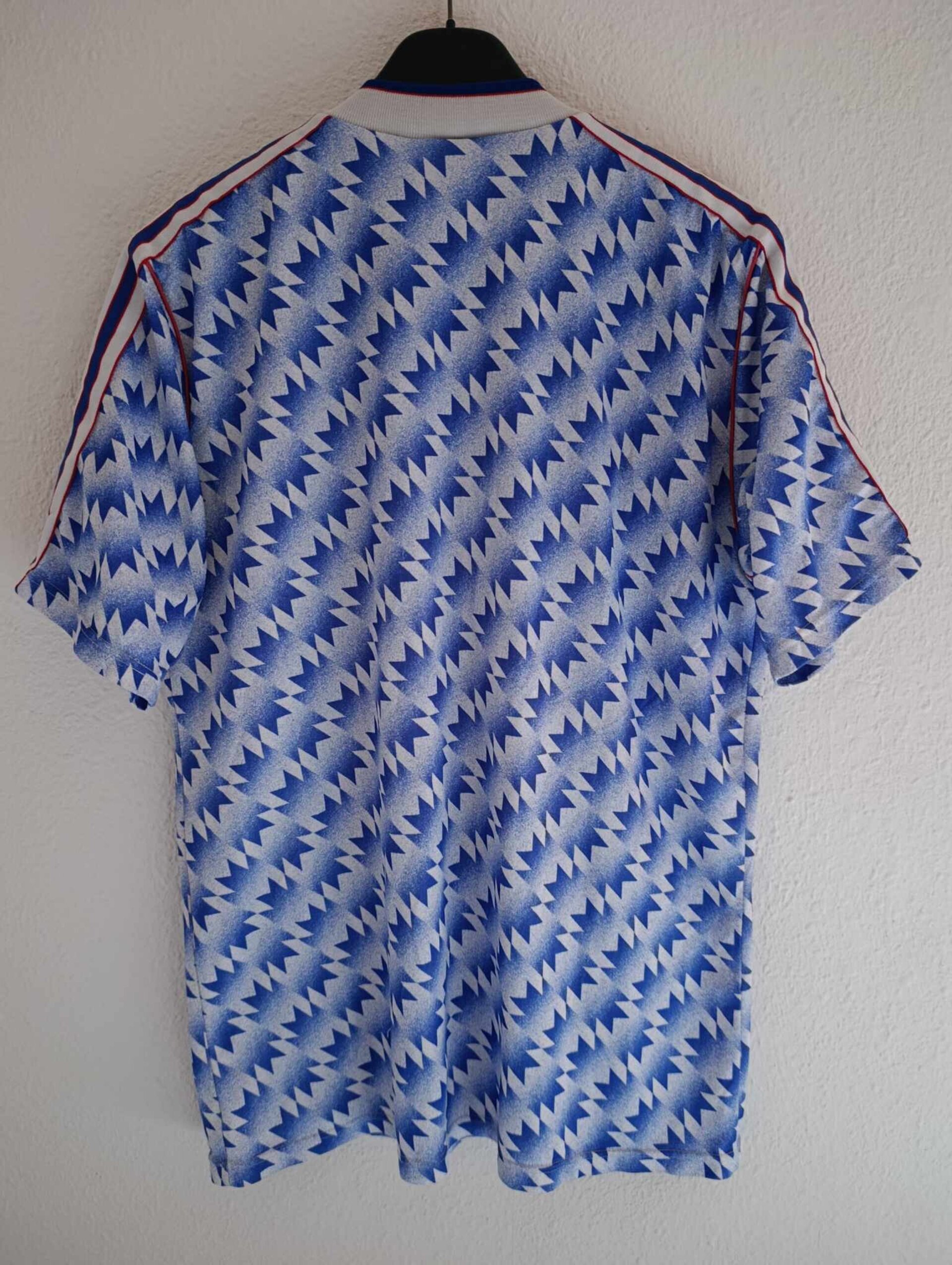 MANCHESTER UNITED 1990-1992 away Size 42/44 - 6