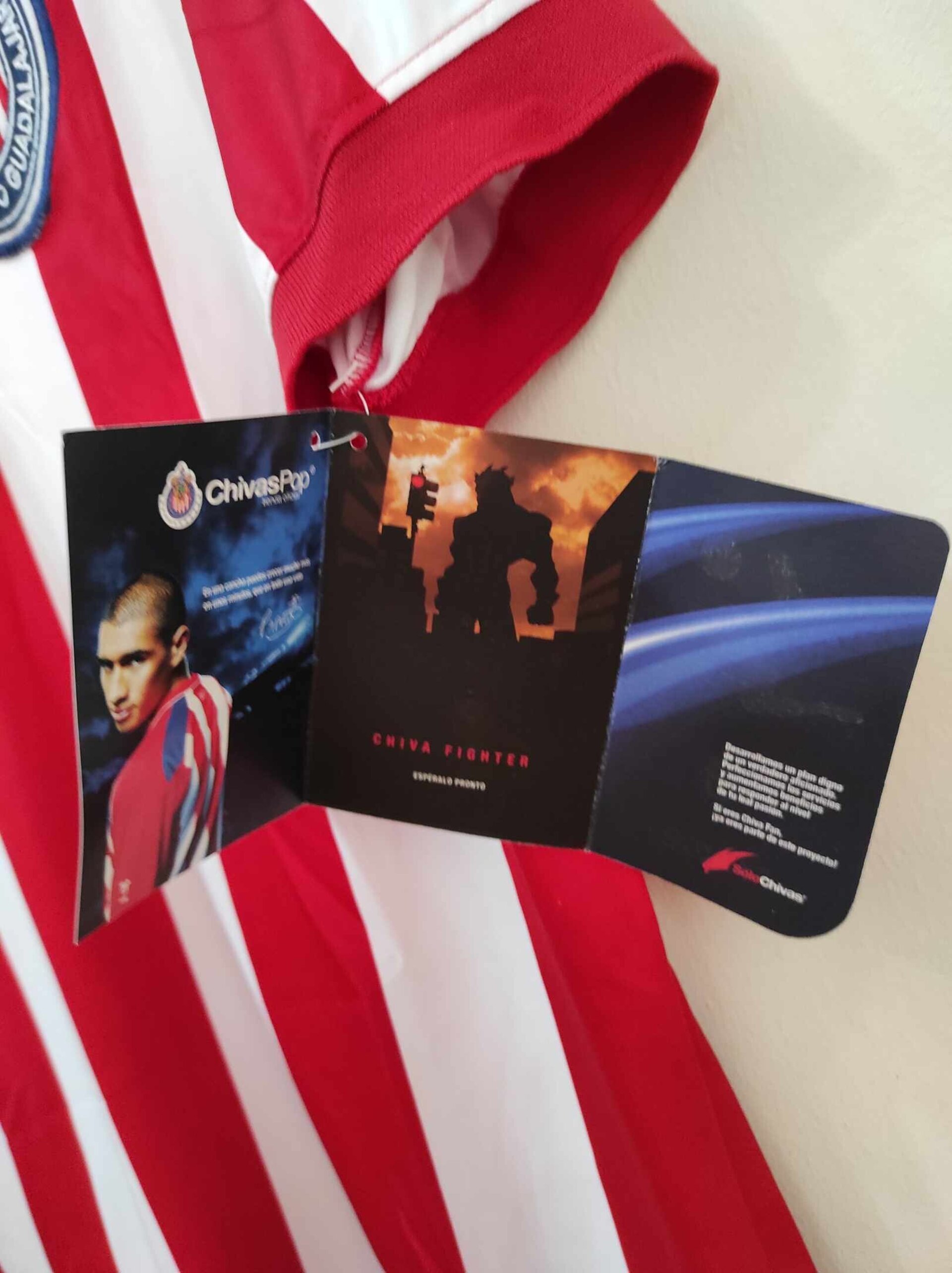 CHIVAS 2008 BNWT L - 3