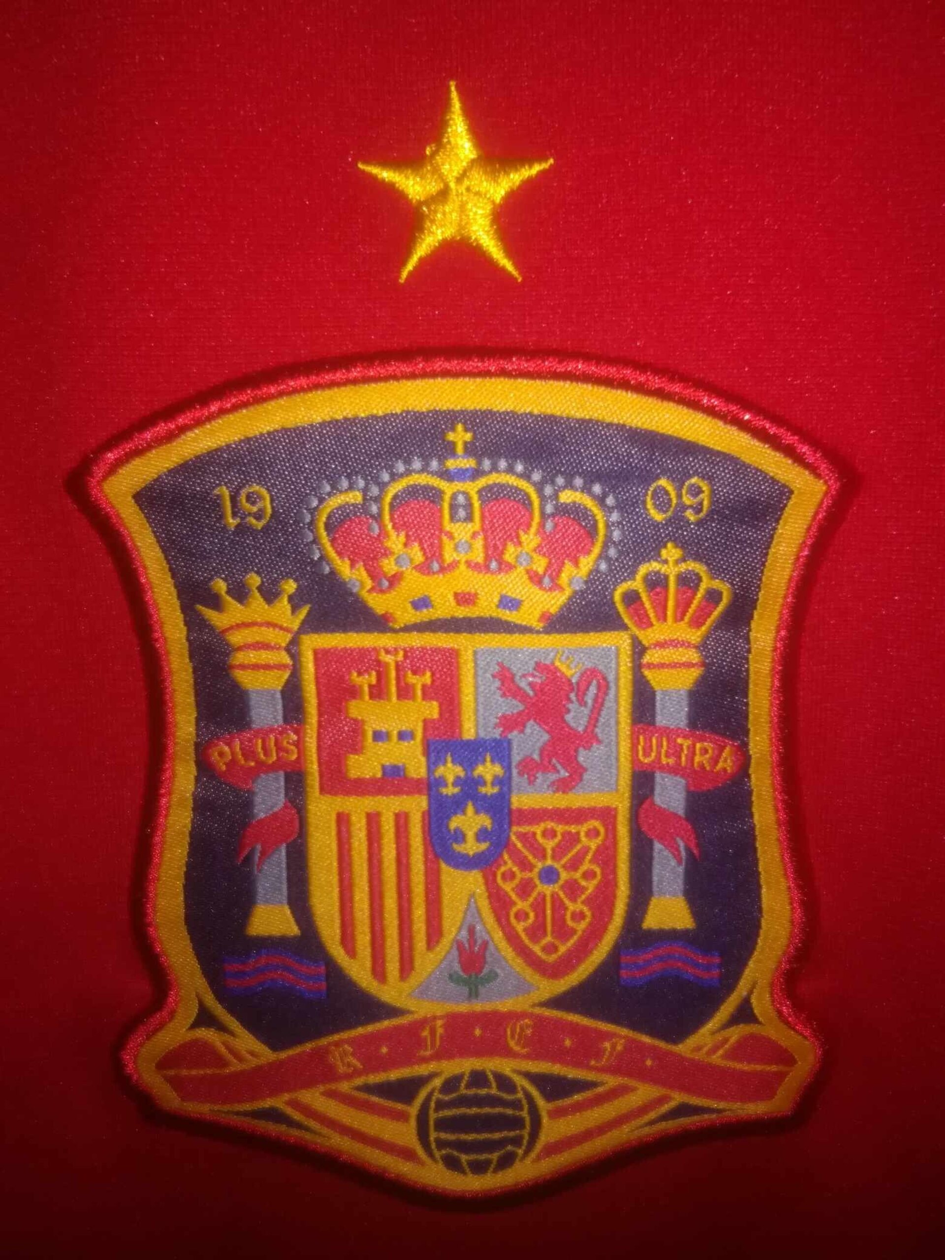 SPAIN 2011 L - 5