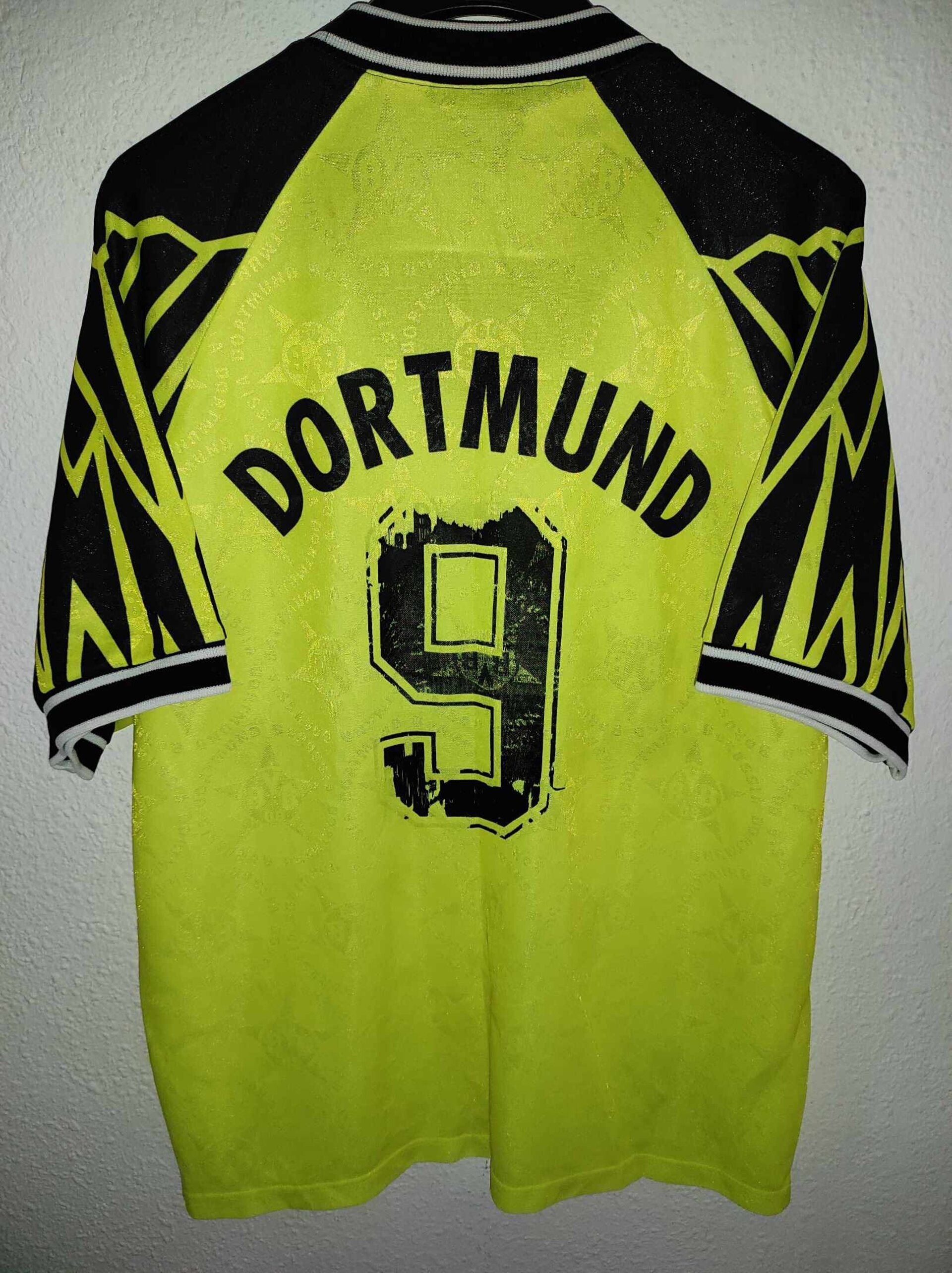 BORUSSIA DORTMUND 1994-1995 Dorsal 9 L - 2