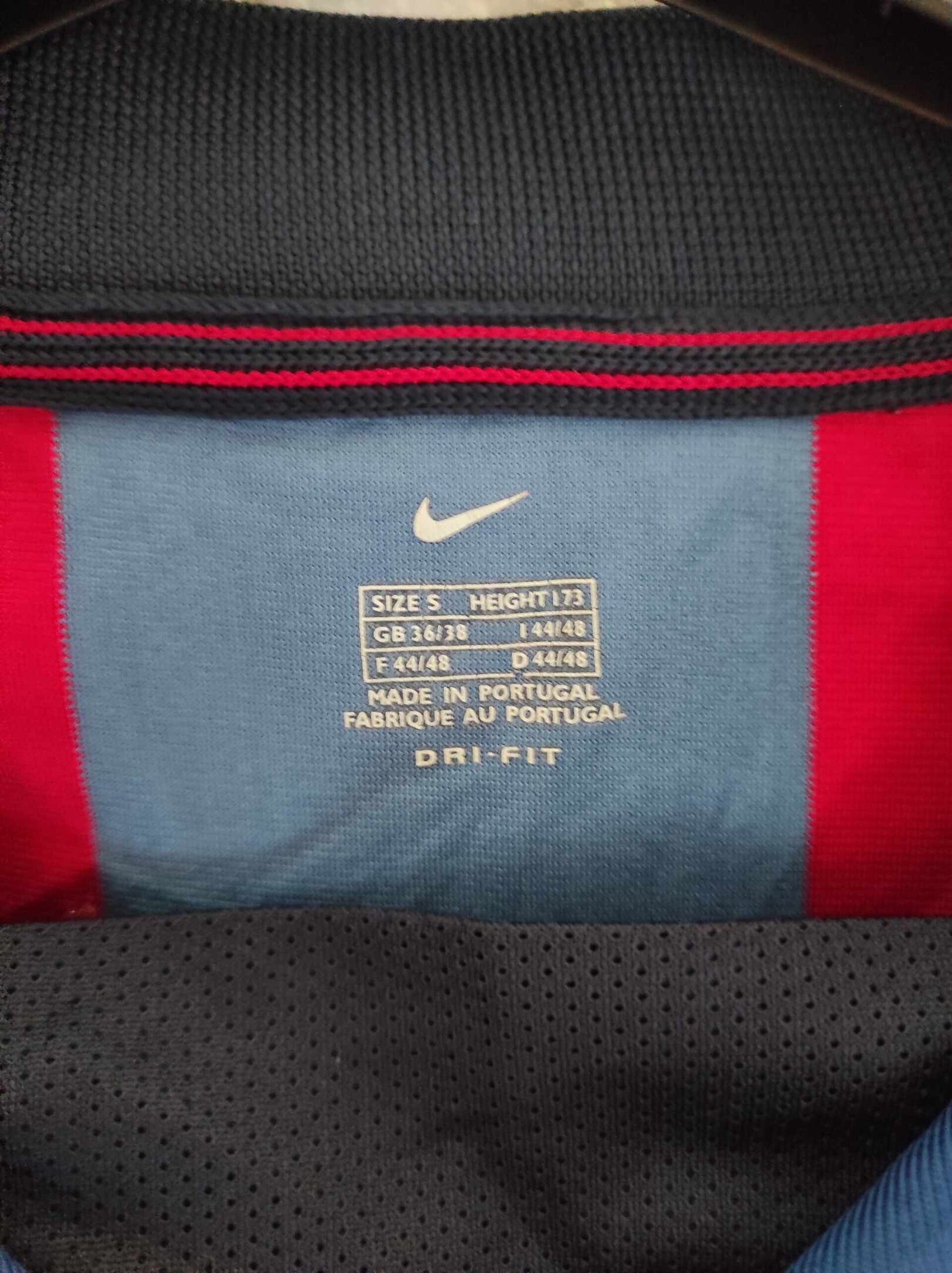 FC BARCELONA 2001-2002 S - 2