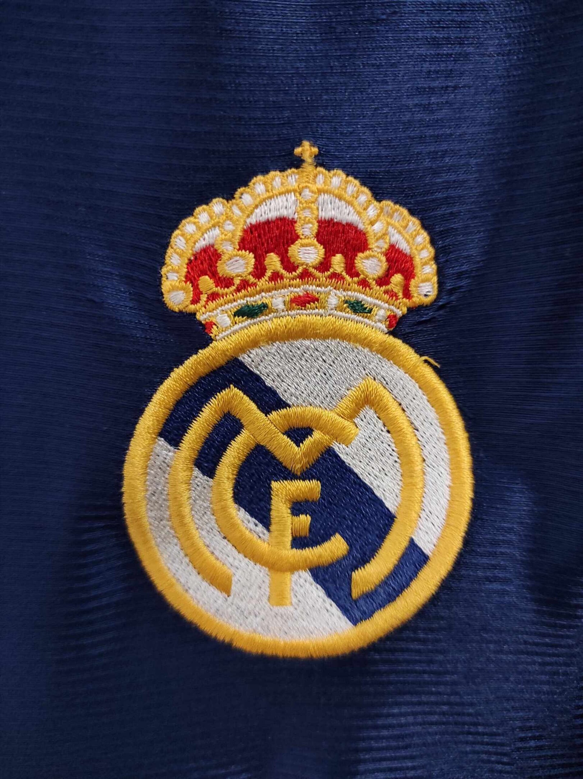 REAL MADRID 1998-1999 Third L - 4