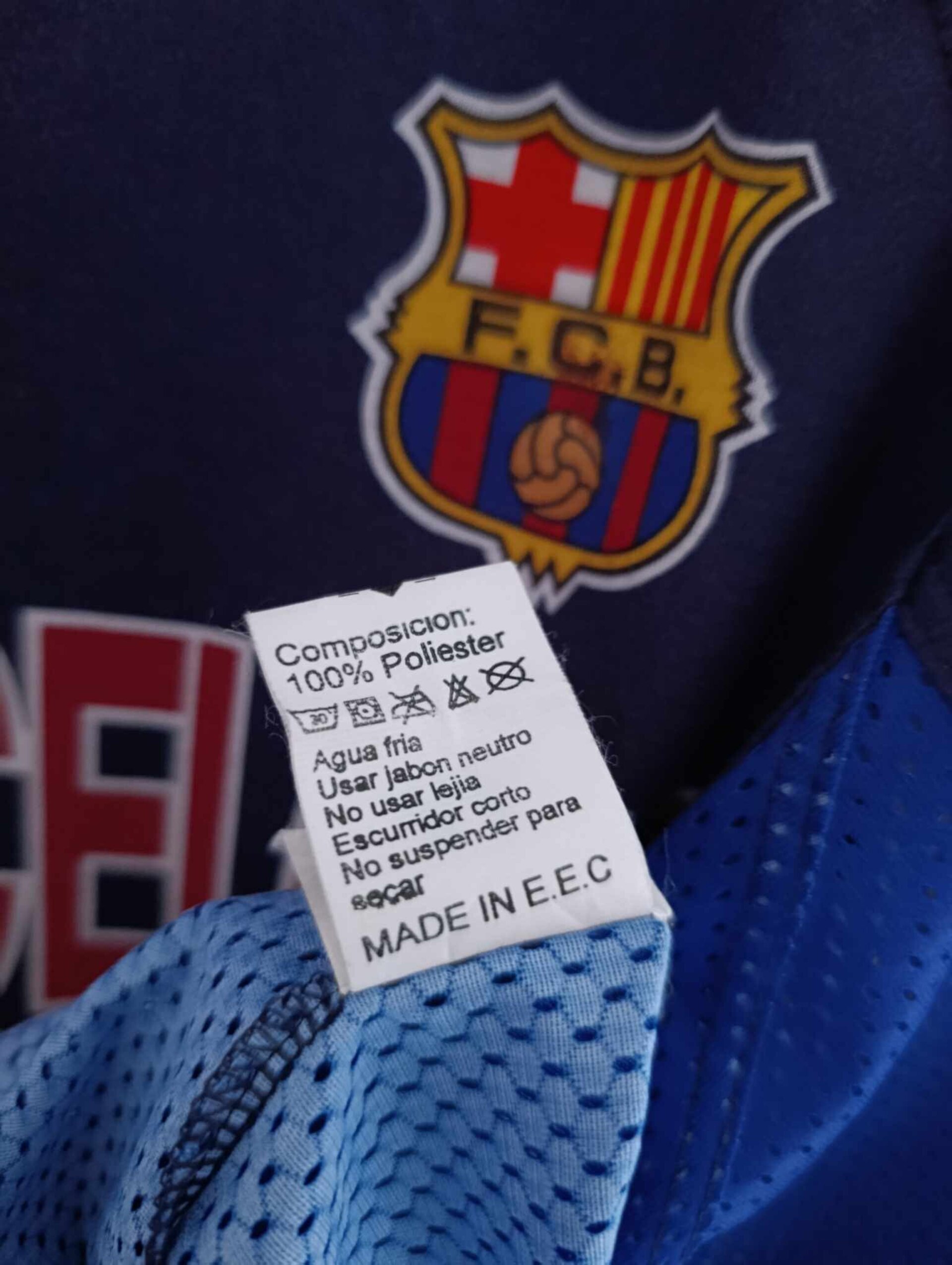 FC BARCELONA 1997-1998 Training XL - 6