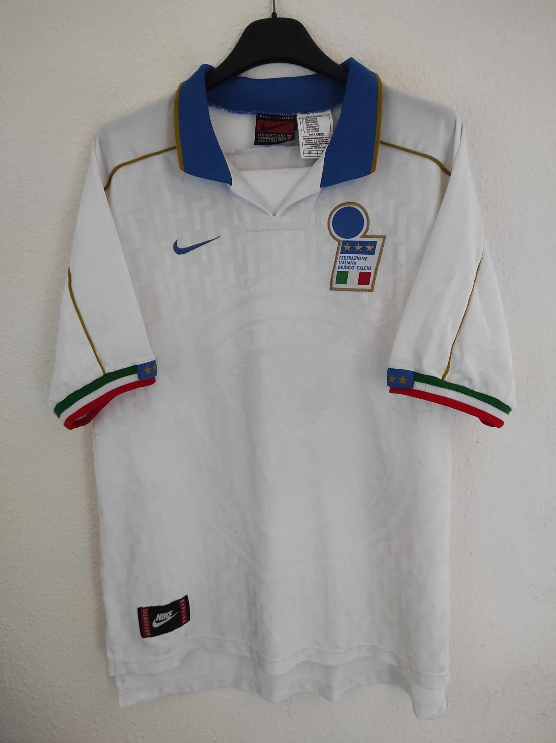 ITALY 1995 Del Piero 9 away L - 2