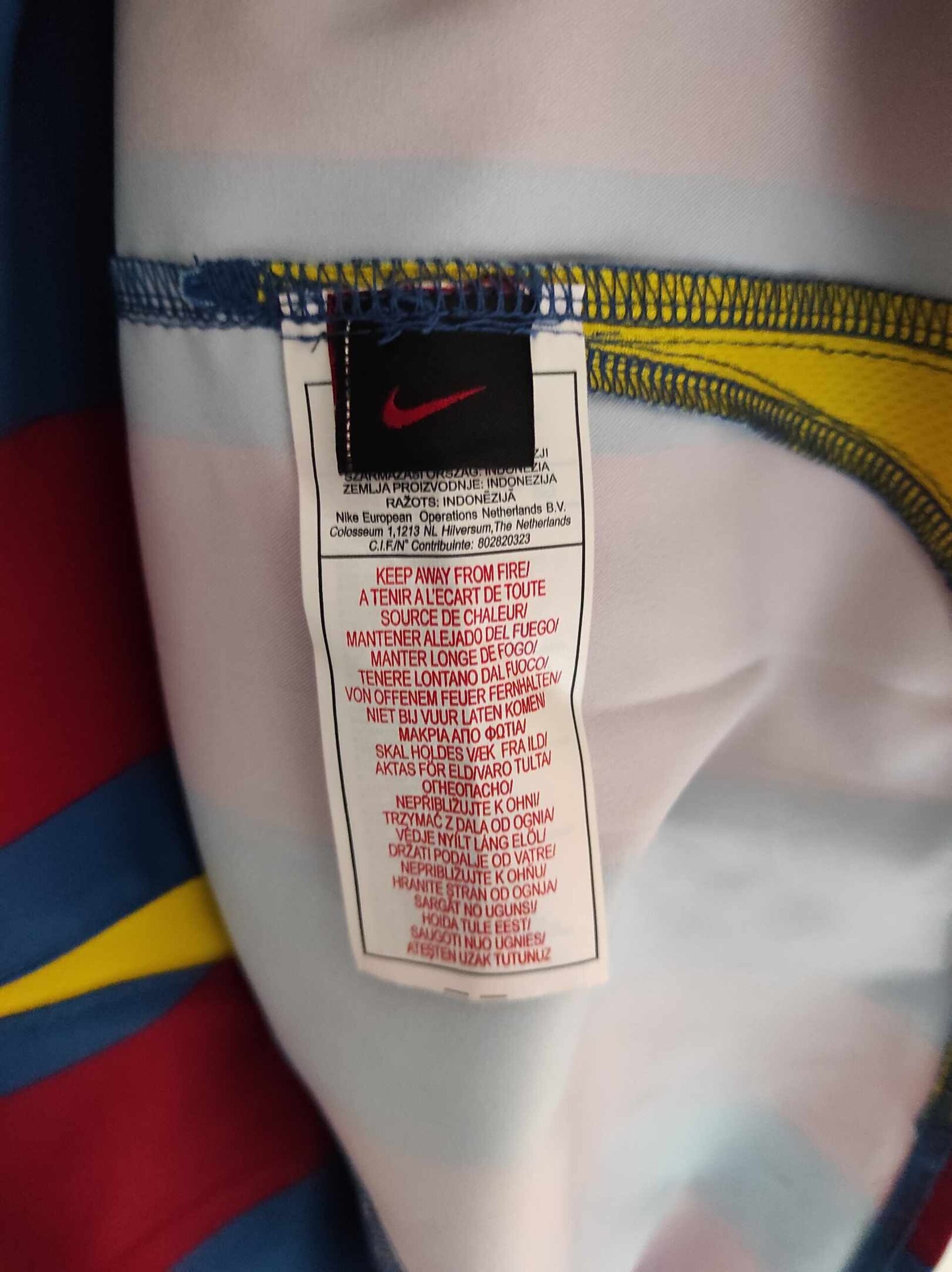 FC BARCELONA 2005-2006 Ronaldinho 10 L - 5
