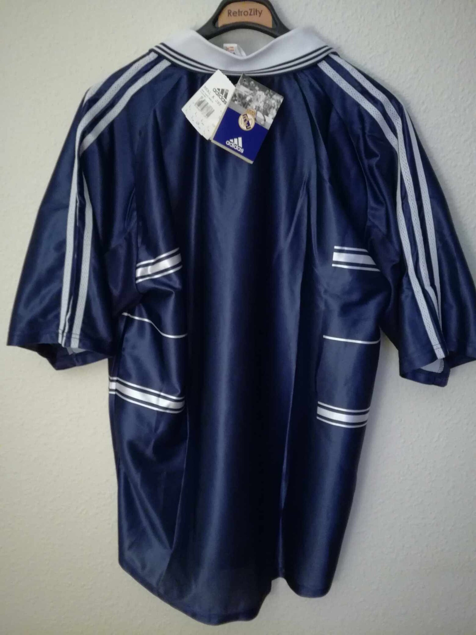REAL MADRID 1998-1999 away BNWT L - 4