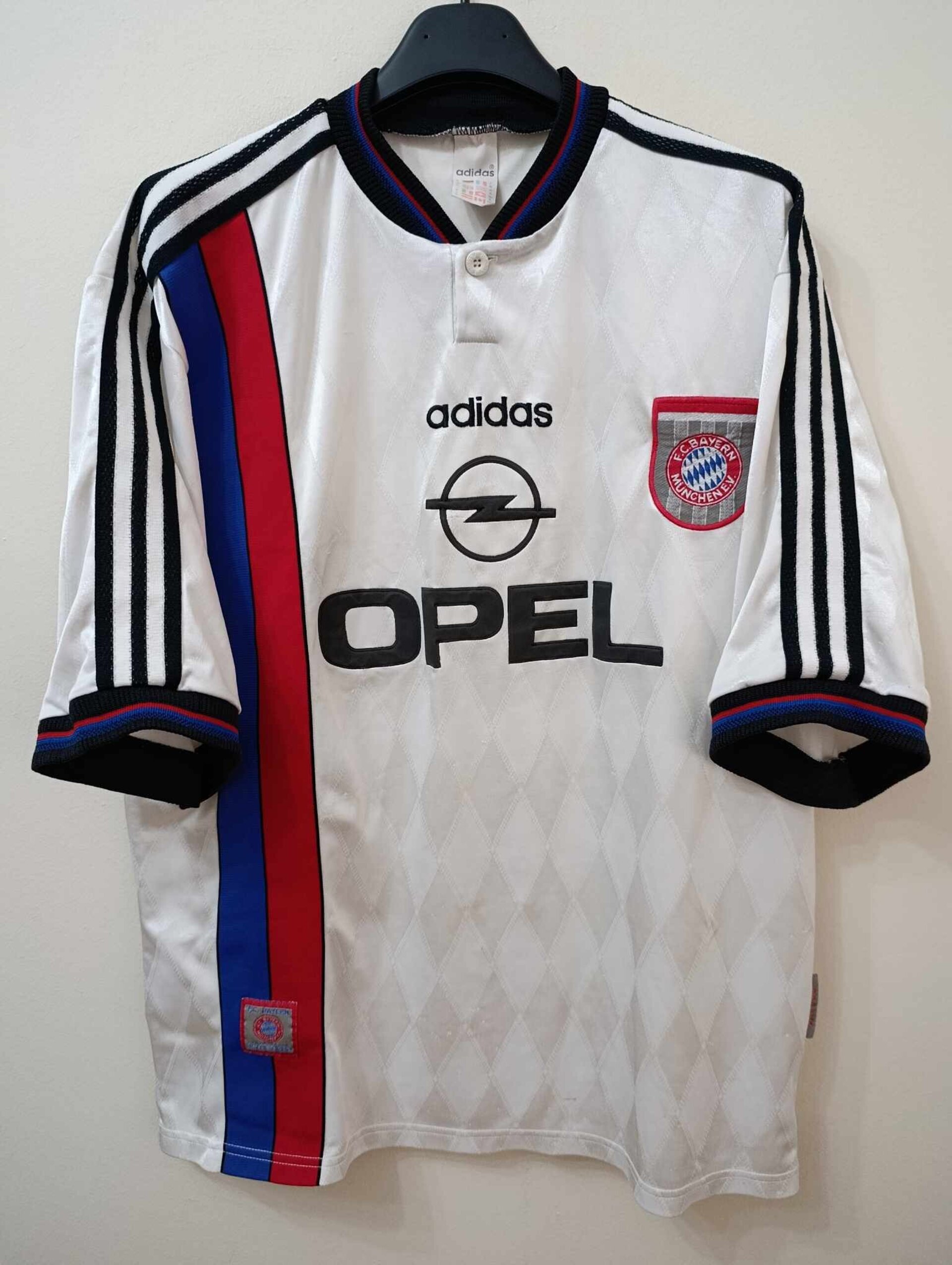 BAYERN MUNICH 1995-1997 away XL - 1