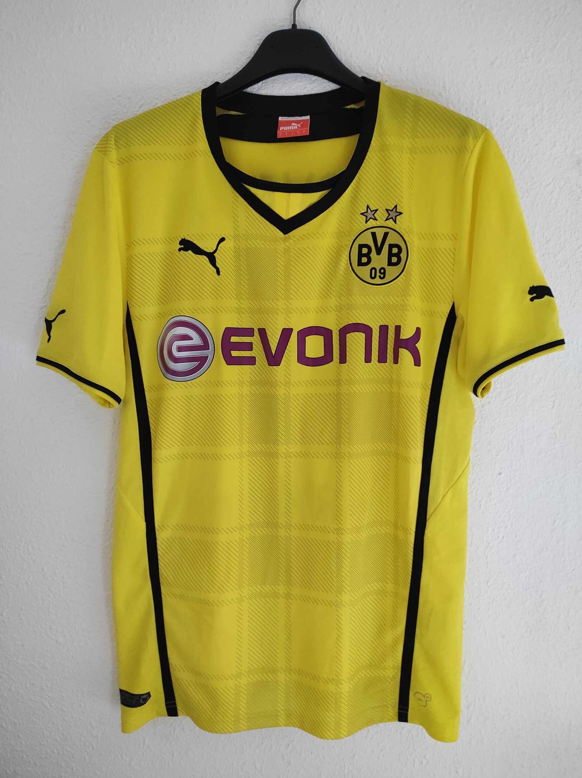 BORUSSIA DORTMUND 2013-2014 Aubameyang 17 L - 2