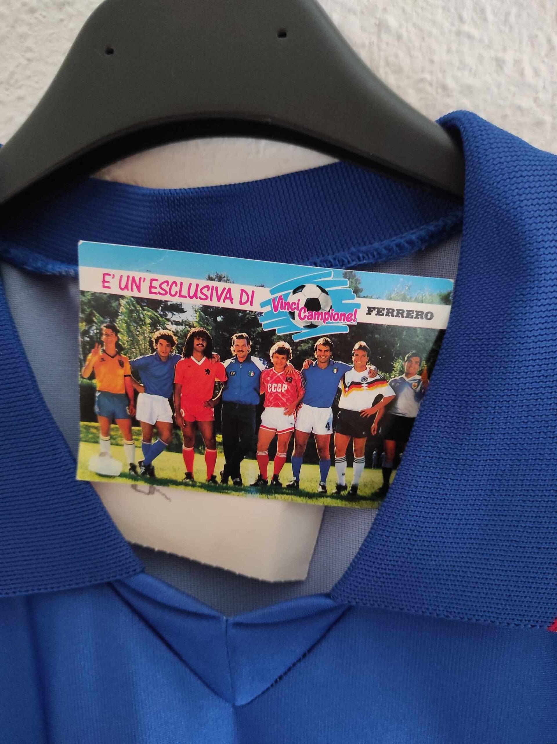 ITALY 1990 World Cup BNWT L - 2