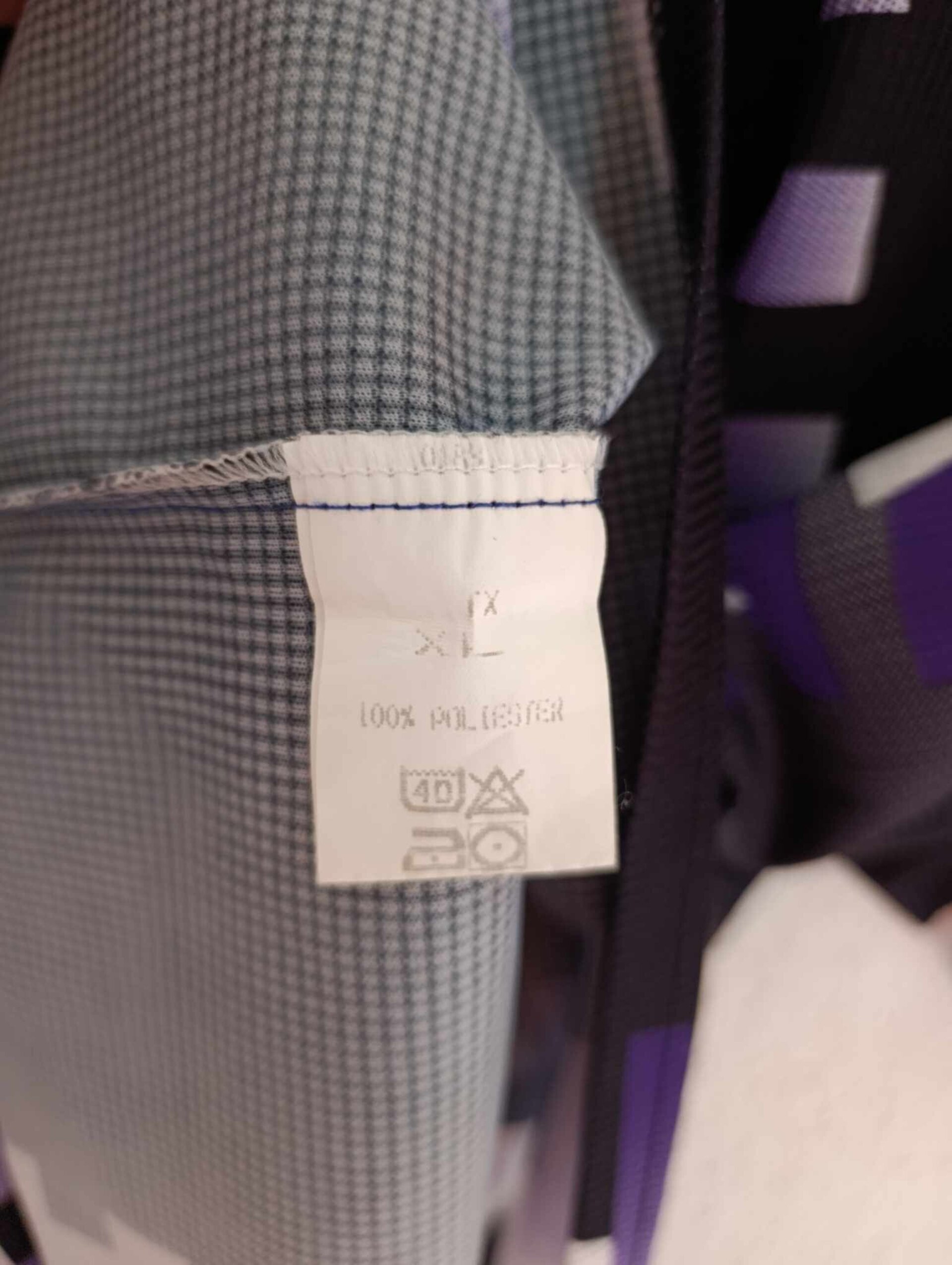 REAL MADRID 1997-1998 Third XL - 4