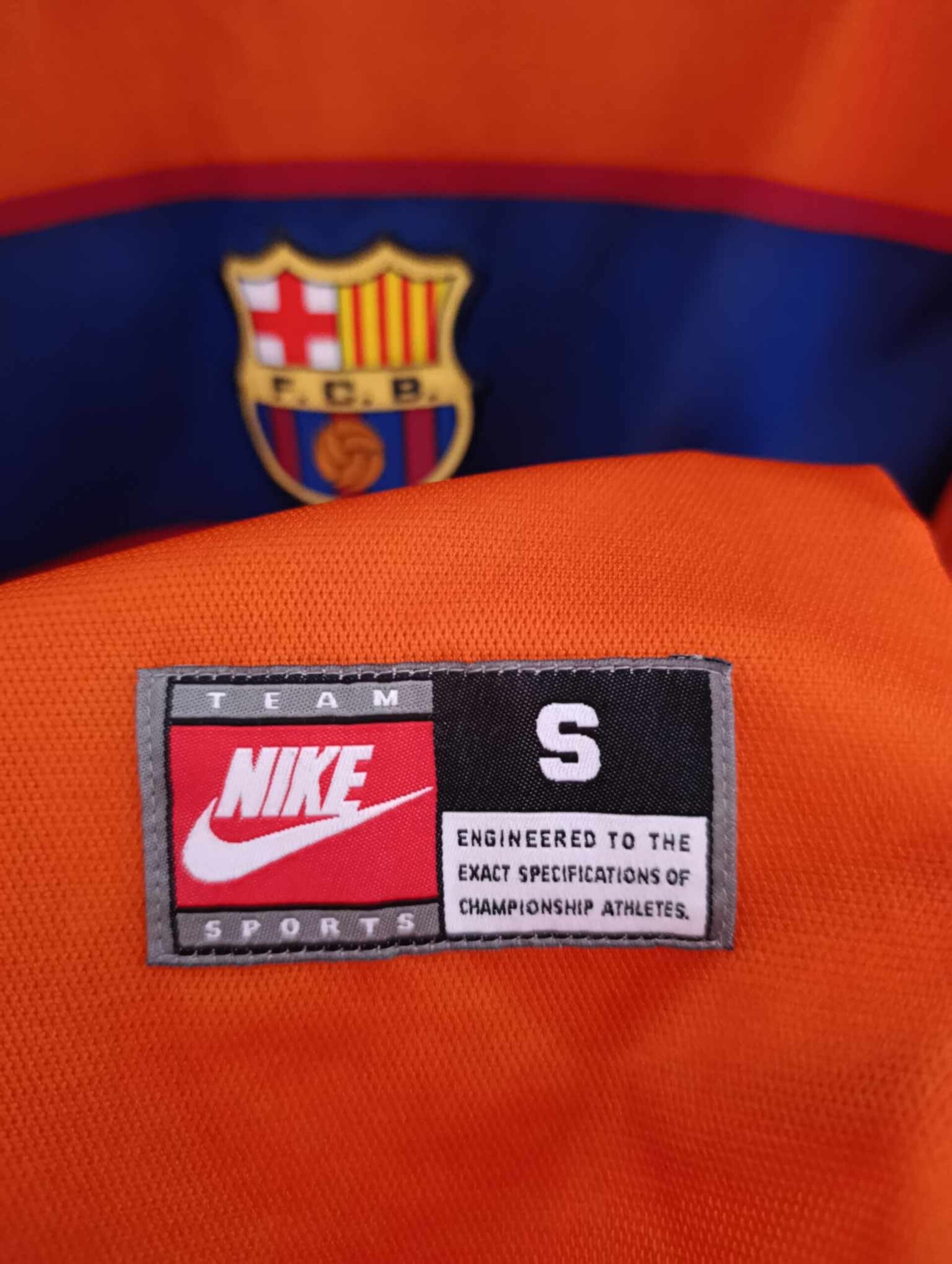 FC BARCELONA 1998-1999 away S - 5