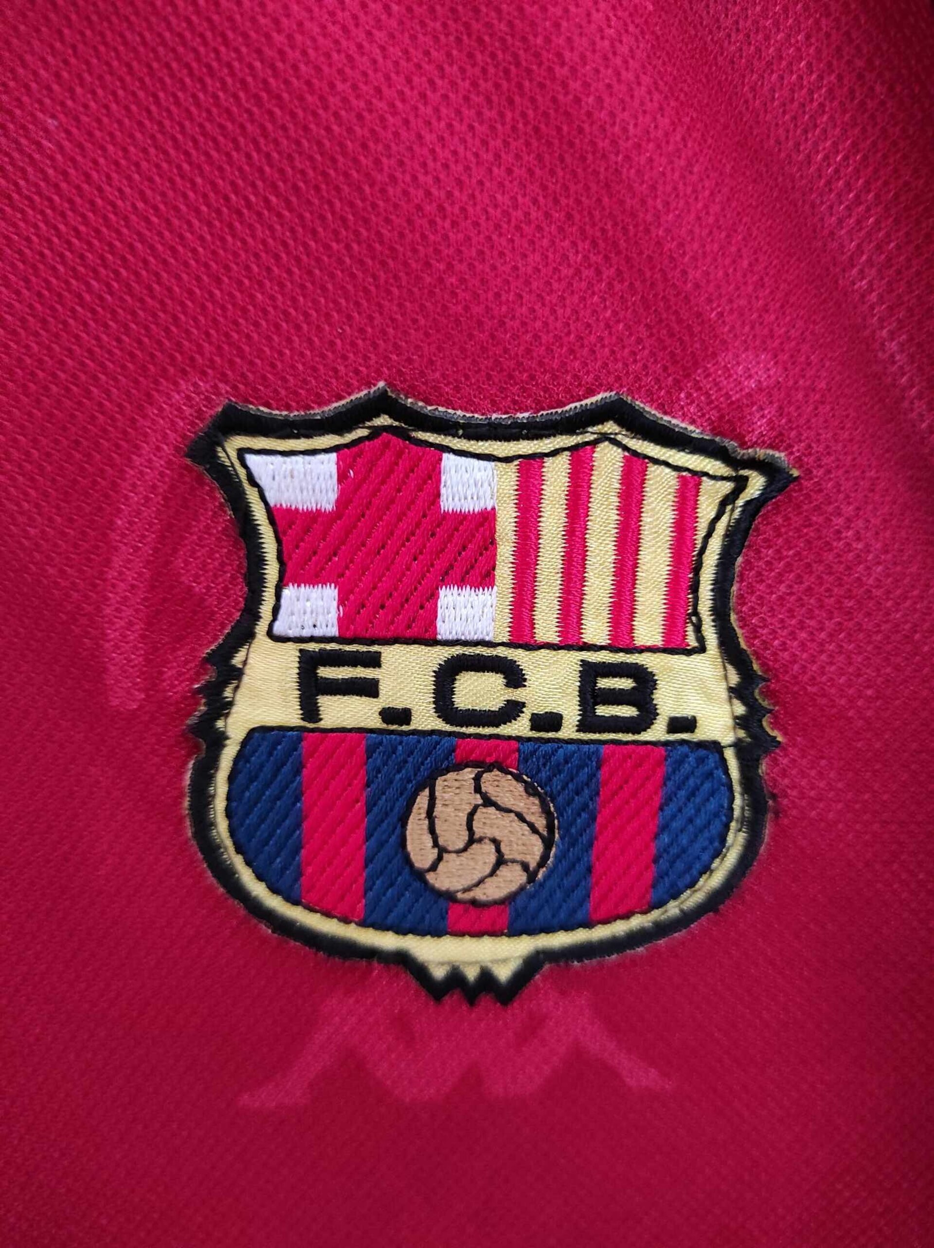 FC BARCELONA 1995-1996 BNWT Size YL - 6