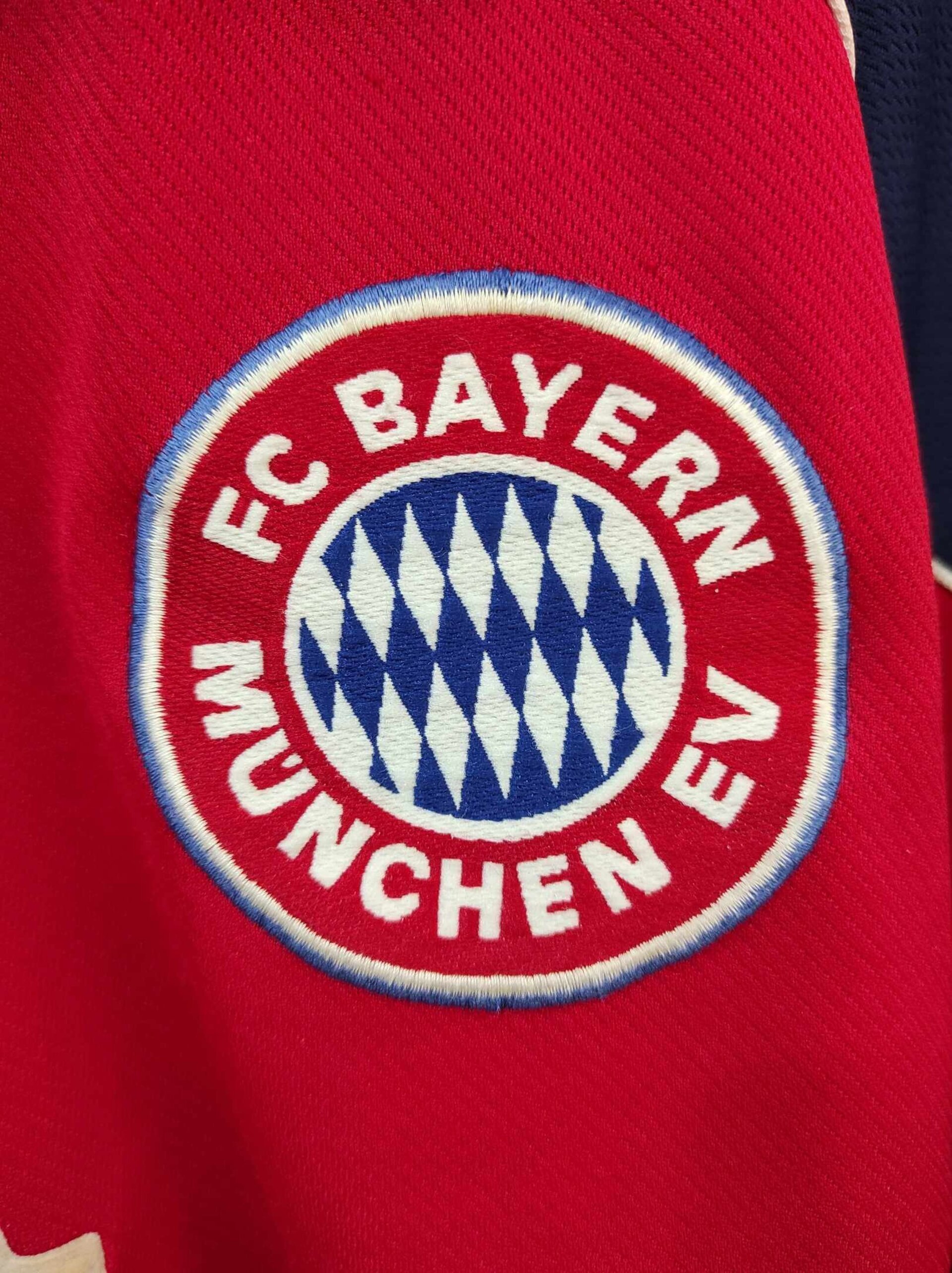 BAYERN MUNICH 1998-1999 L - 5