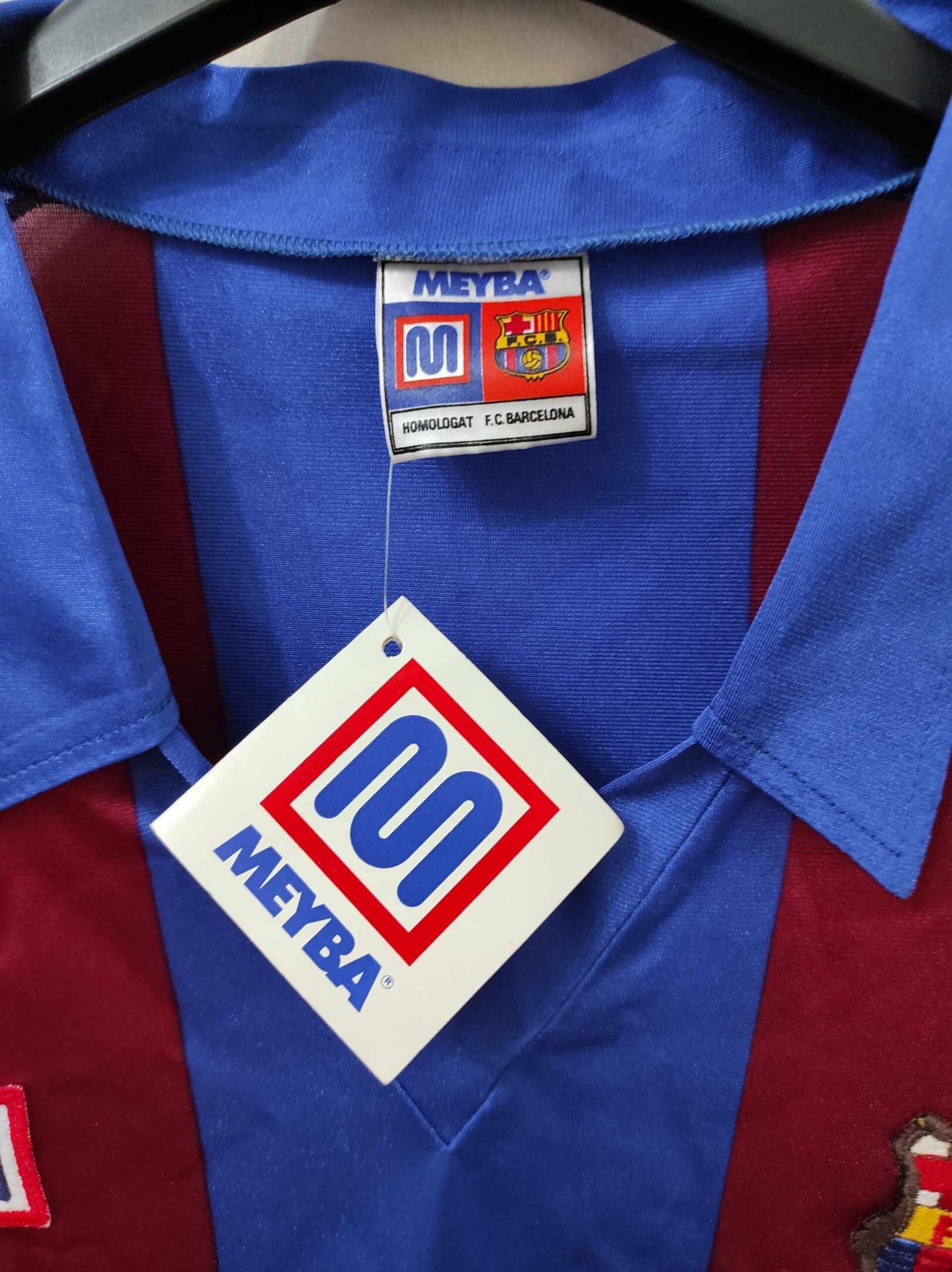 FC BARCELONA 1981 BNWT XXL - 2