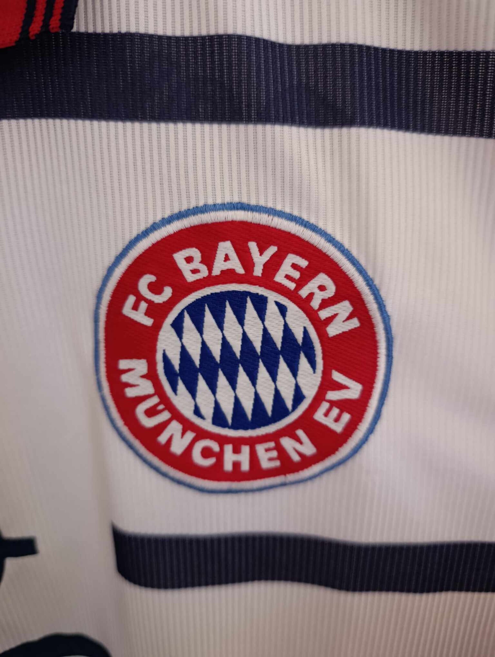 BAYERN MUNICH 1998-2000 M - 5
