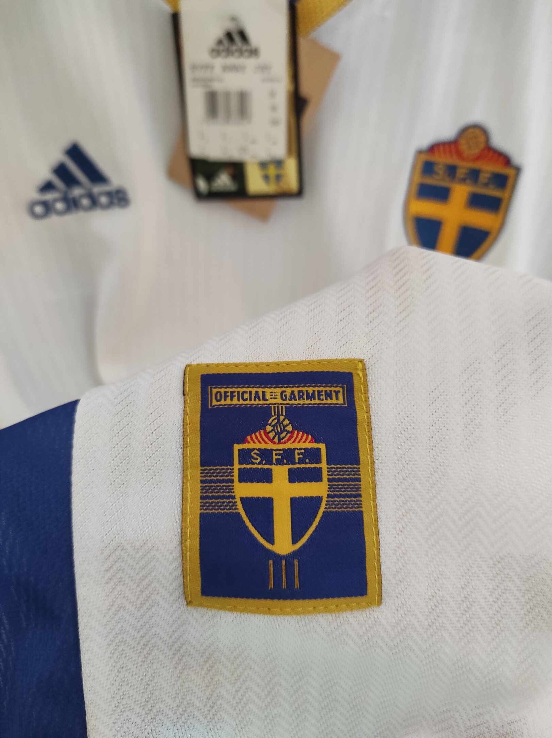 SWEDEN 1998 away BNWT L - 6