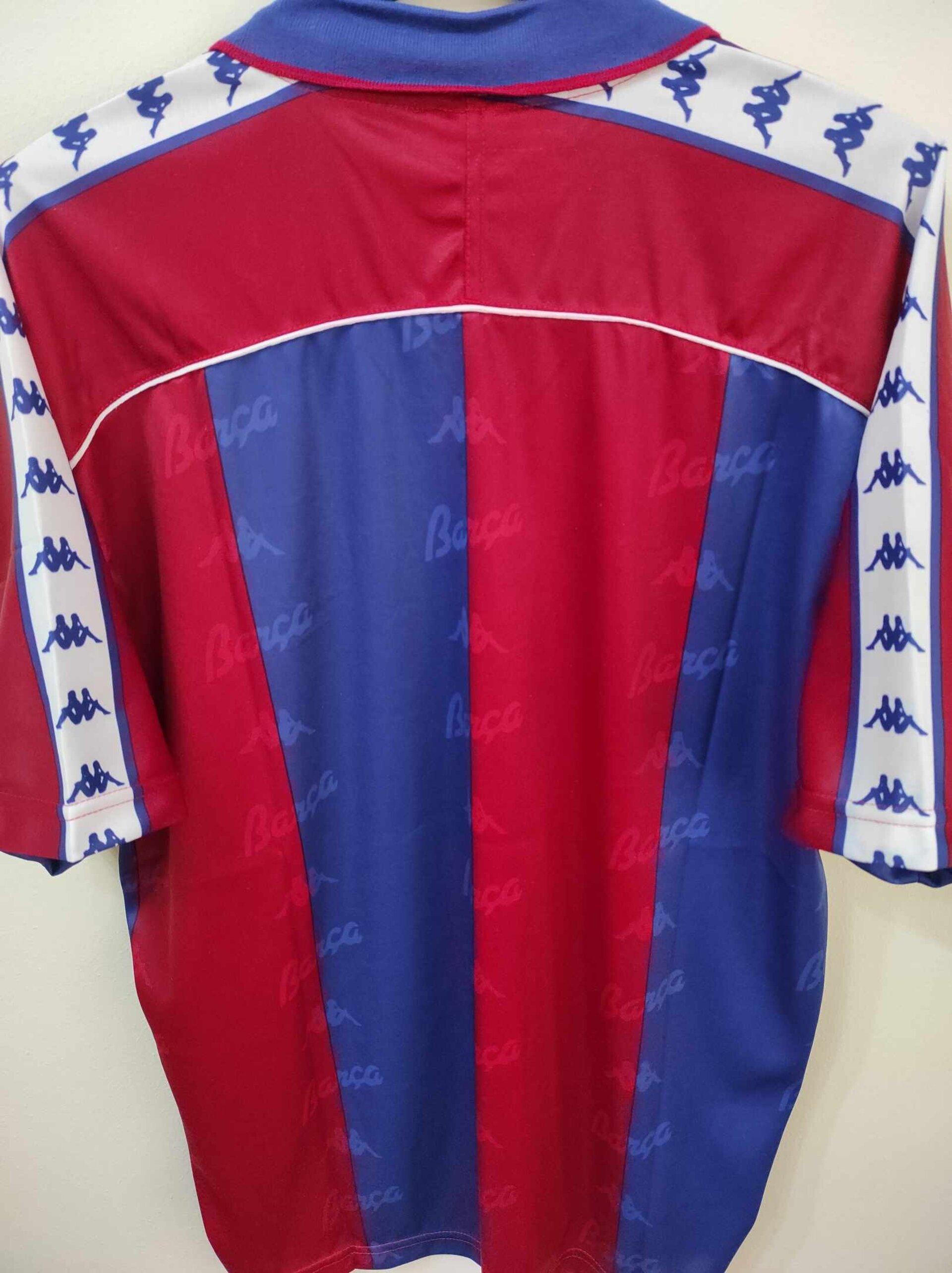 FC BARCELONA 1993-1994 BNWT L - 6