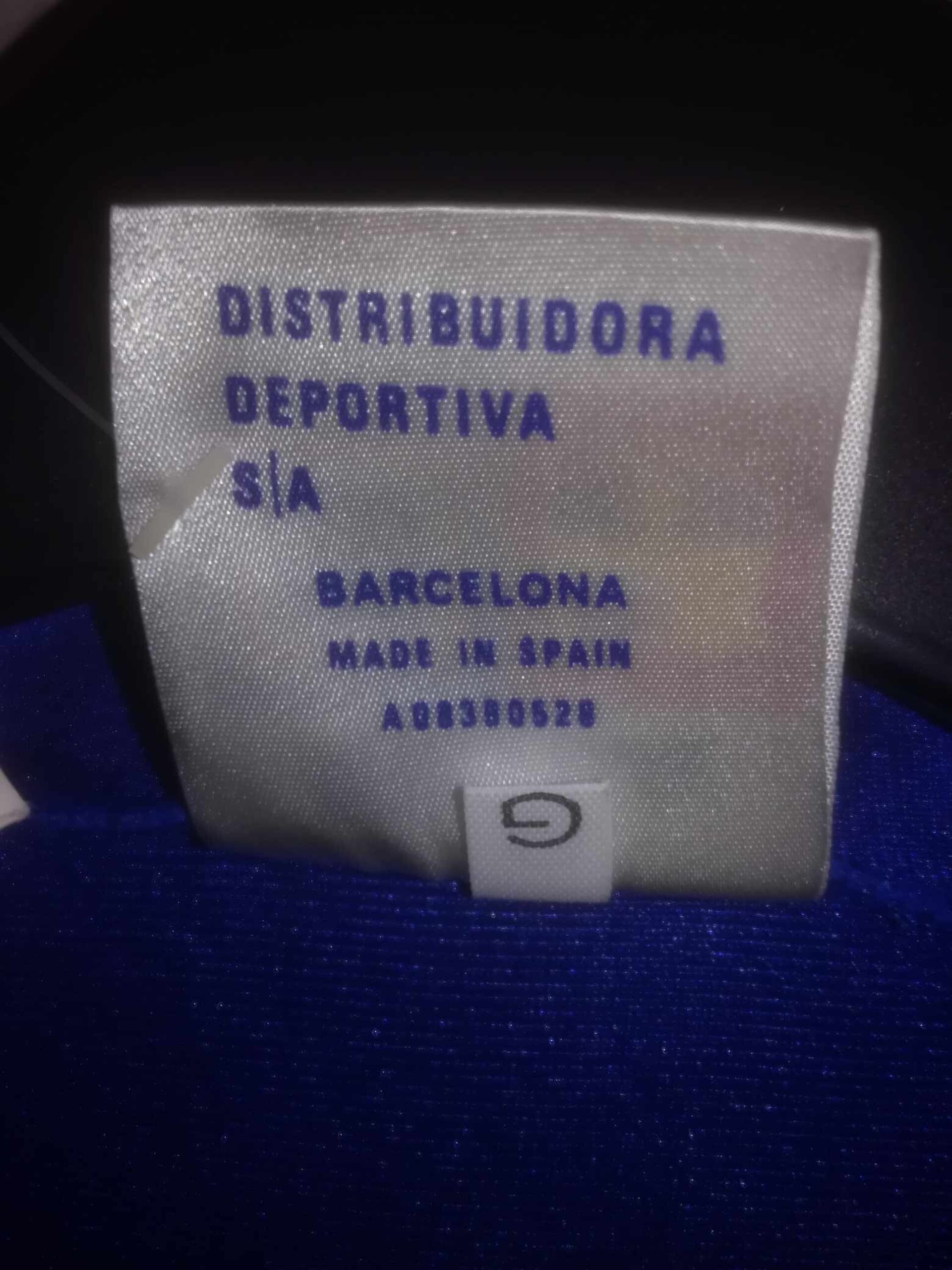 FC BARCELONA 1981 BNWT Size G - 5