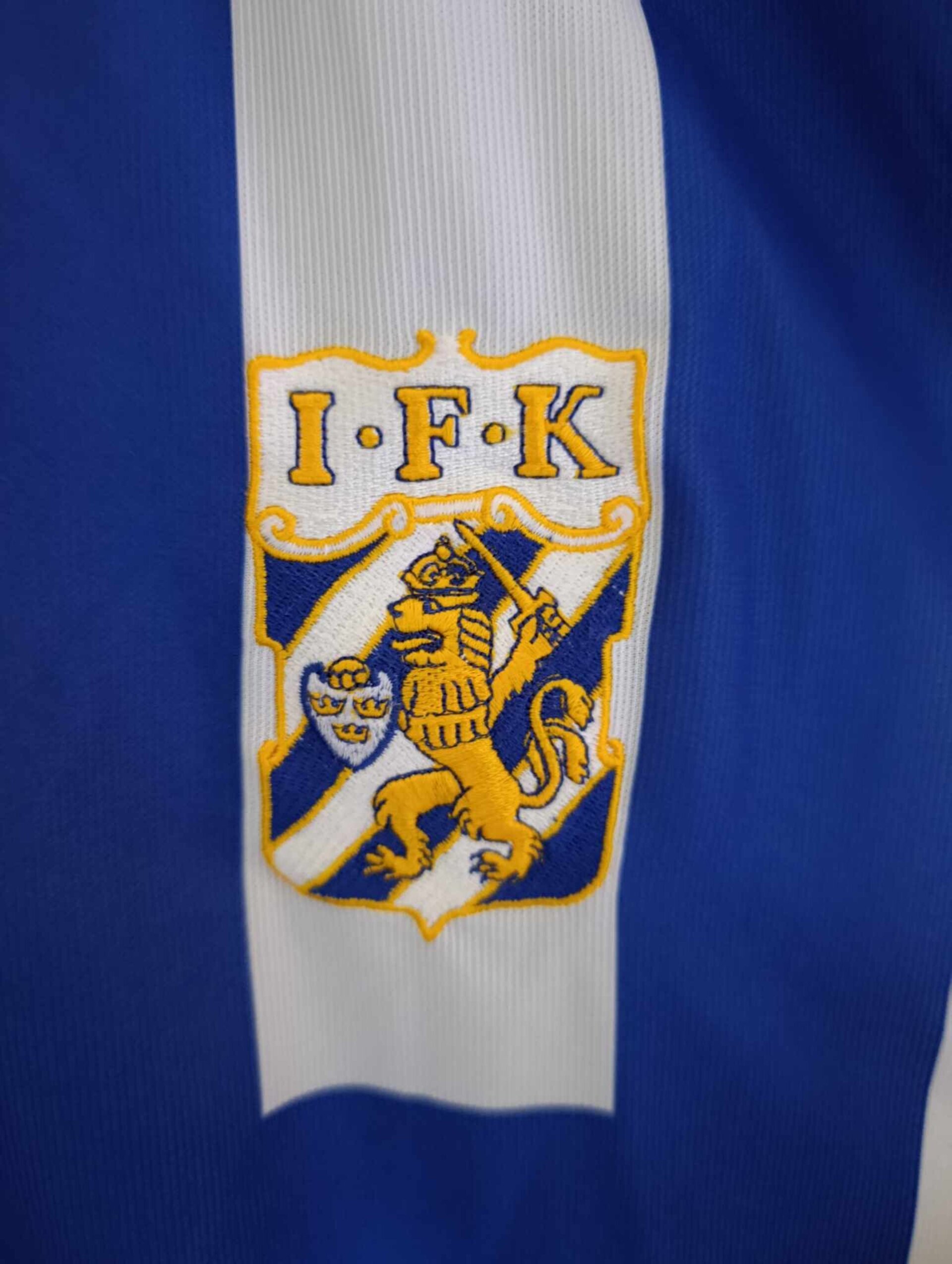 IFK GOTEBORG 2000-2001 S - 6