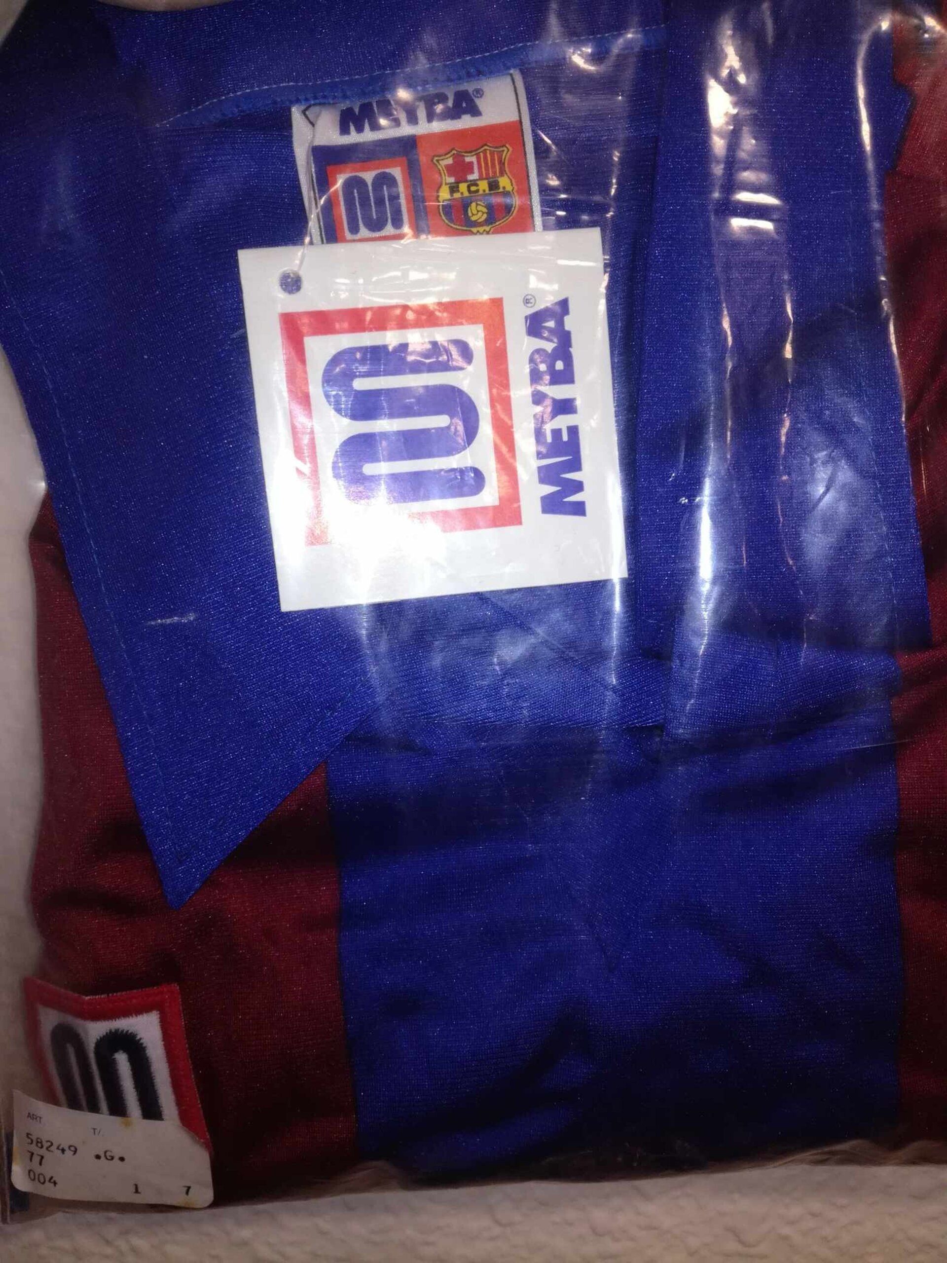 FC BARCELONA 1981-1982 BNWT Meyba G - 3