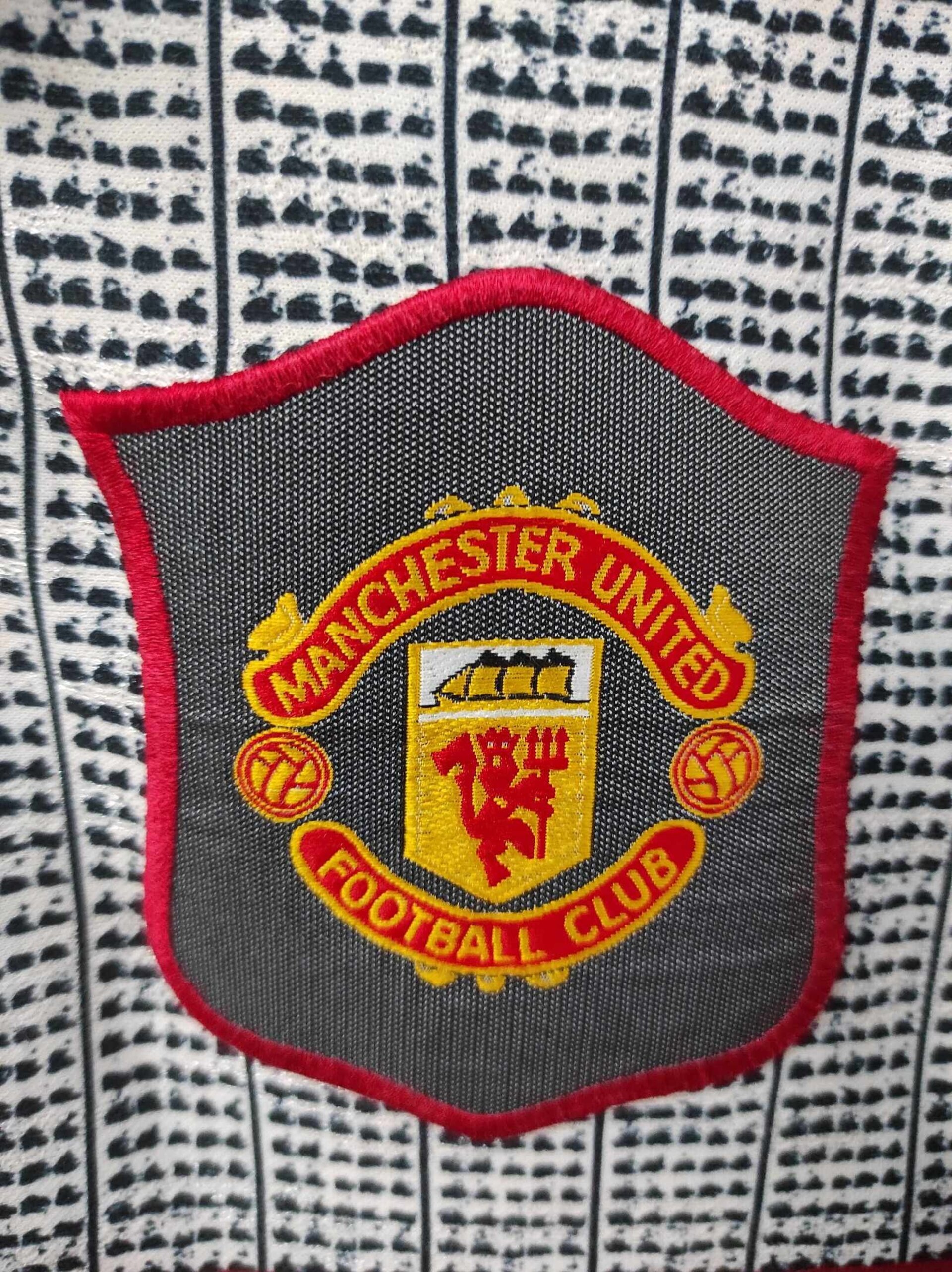 MANCHESTER UNITED 1995-1996 away M - 4