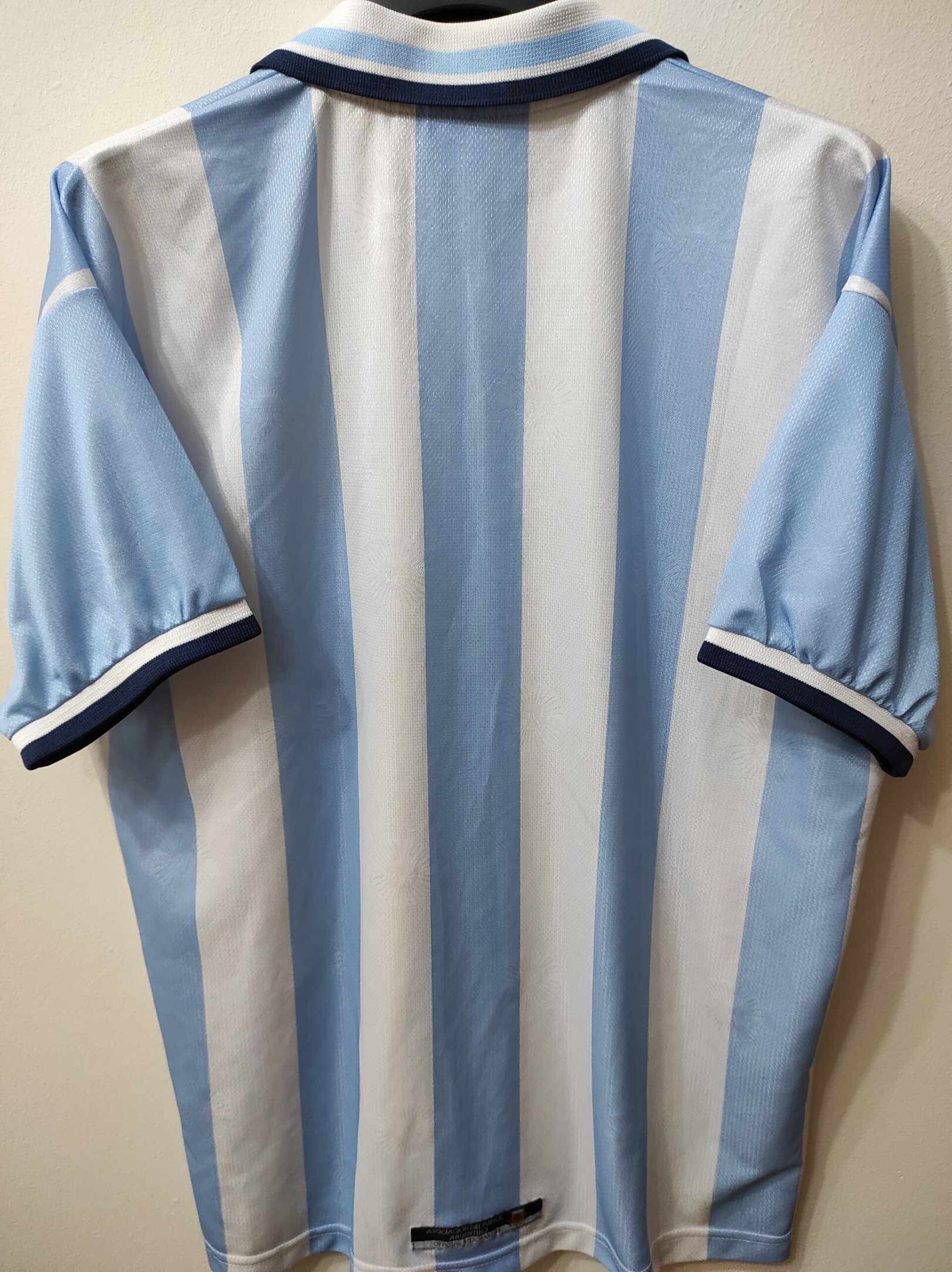 ARGENTINA 1999-2000 M - 6